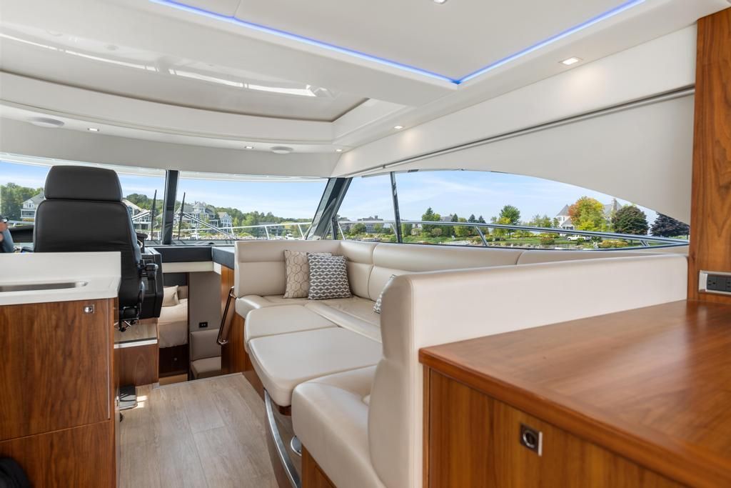 2018 Riviera 4800SY Image Thumbnail #34
