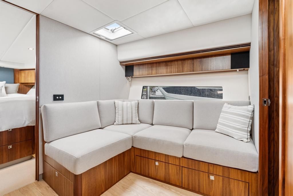 2018 Riviera 4800SY Image Thumbnail #36