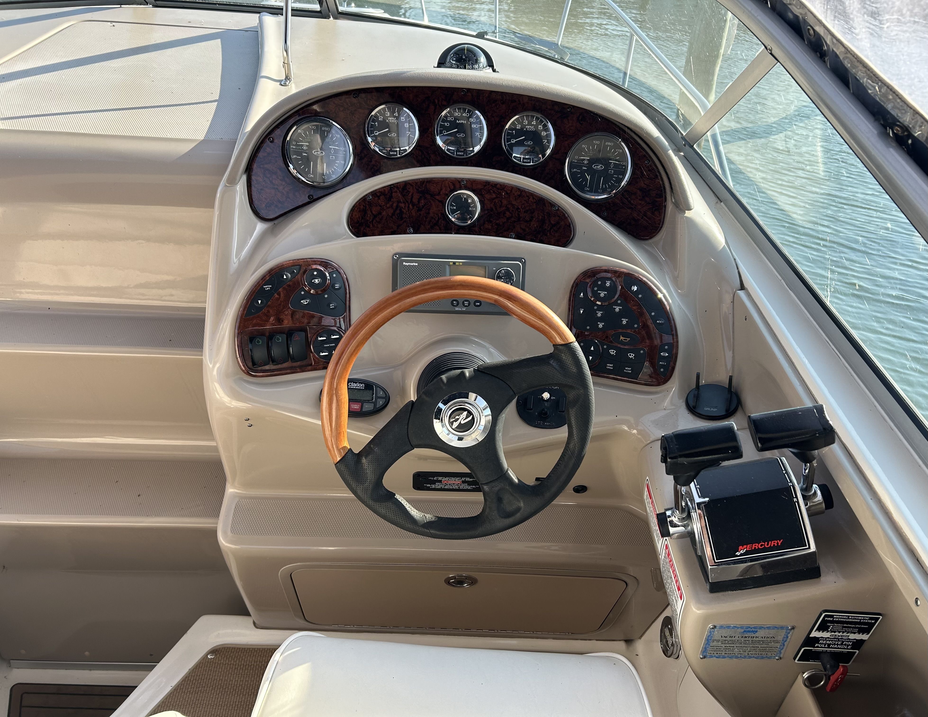 2005 Sea Ray
                                                             280 SUNDANCER Image Thumbnail #7