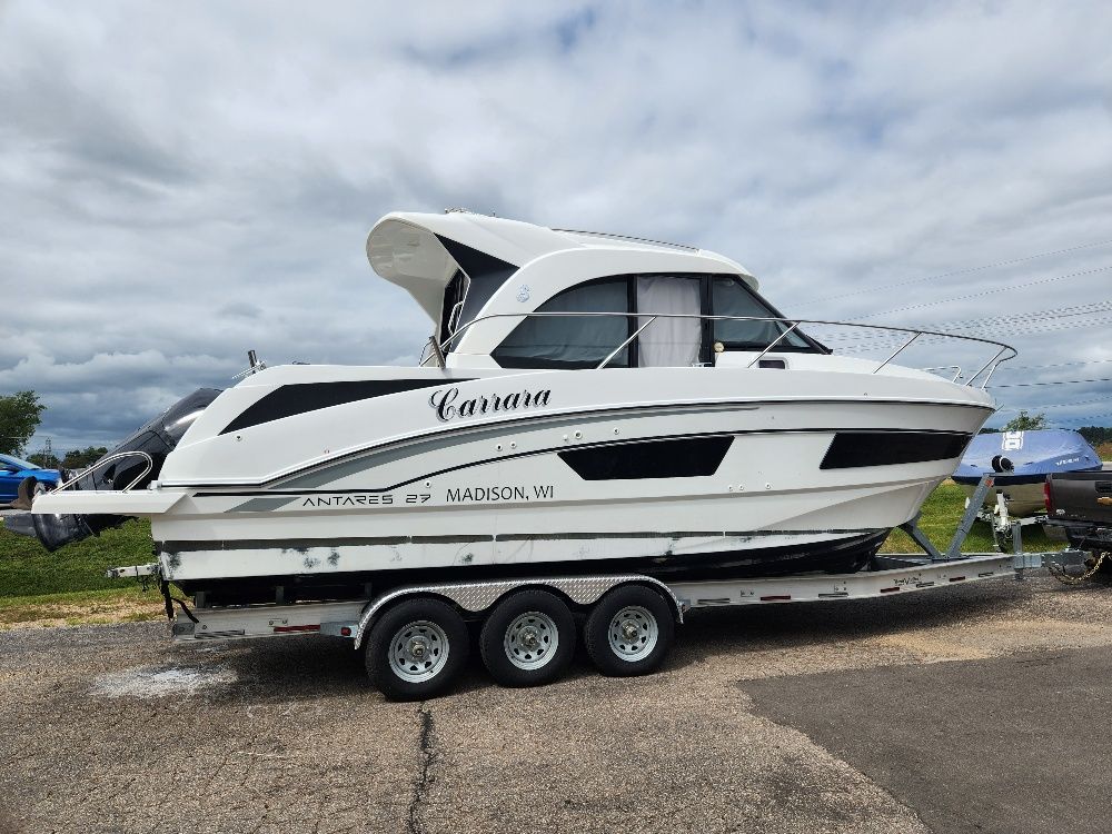 2020 Beneteau
                                                             ANTARES 27 Image Thumbnail #0