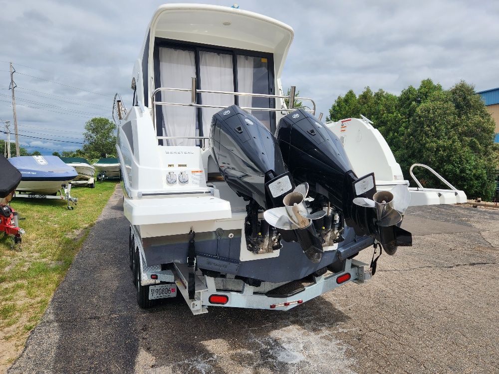 2020 Beneteau
                                                             ANTARES 27 Image Thumbnail #5