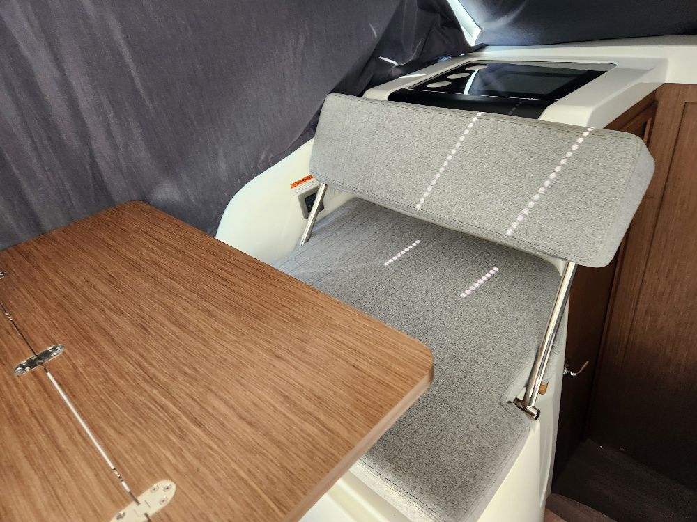2020 Beneteau
                                                             ANTARES 27 Image Thumbnail #15