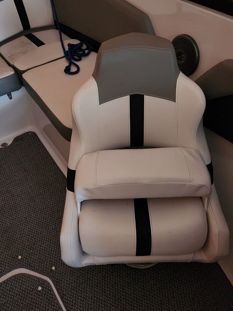 2016 Four Winns H200 Image Thumbnail #8