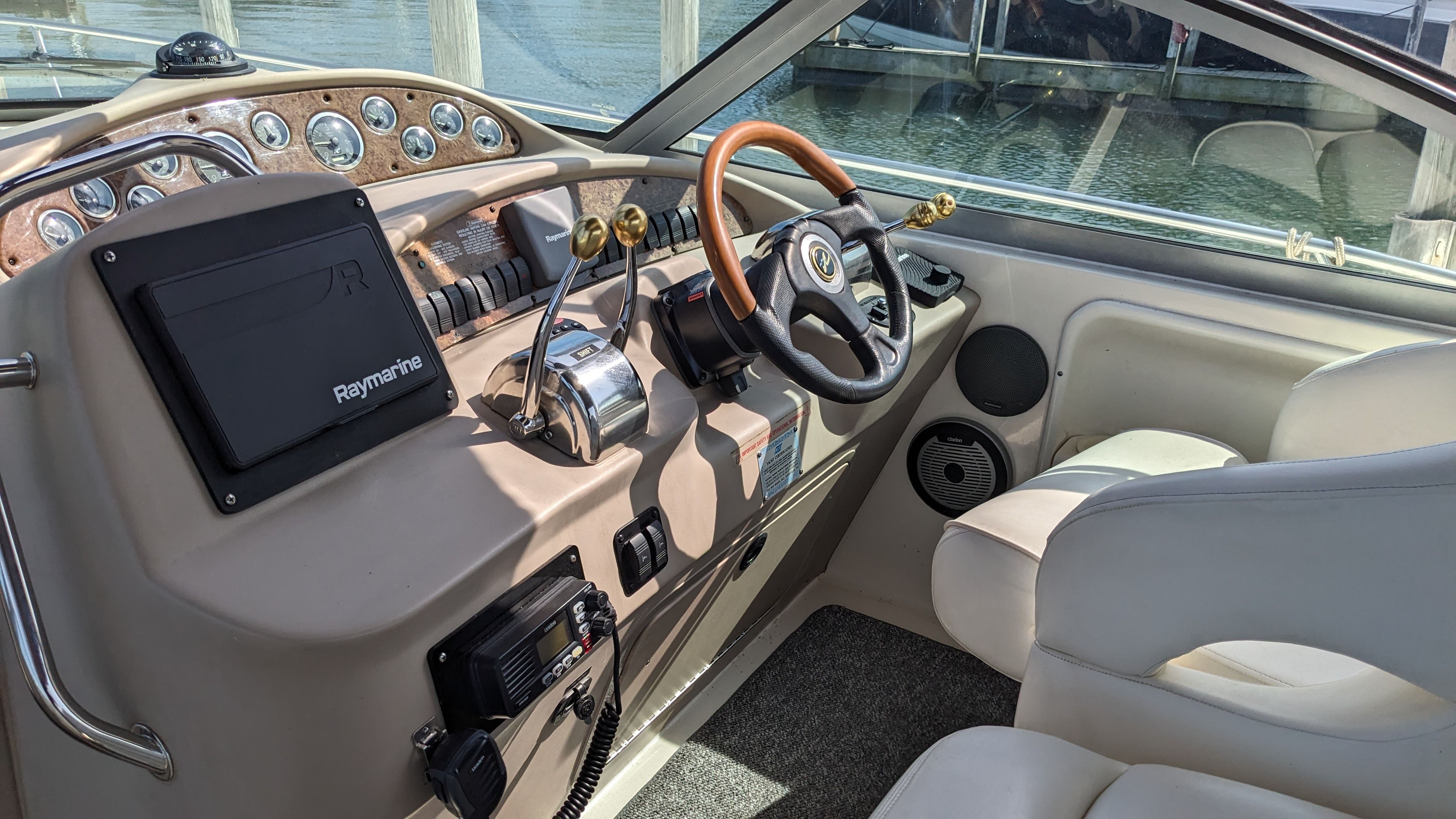 2001 Sea Ray
                                                             340 Sundancer Image Thumbnail #11