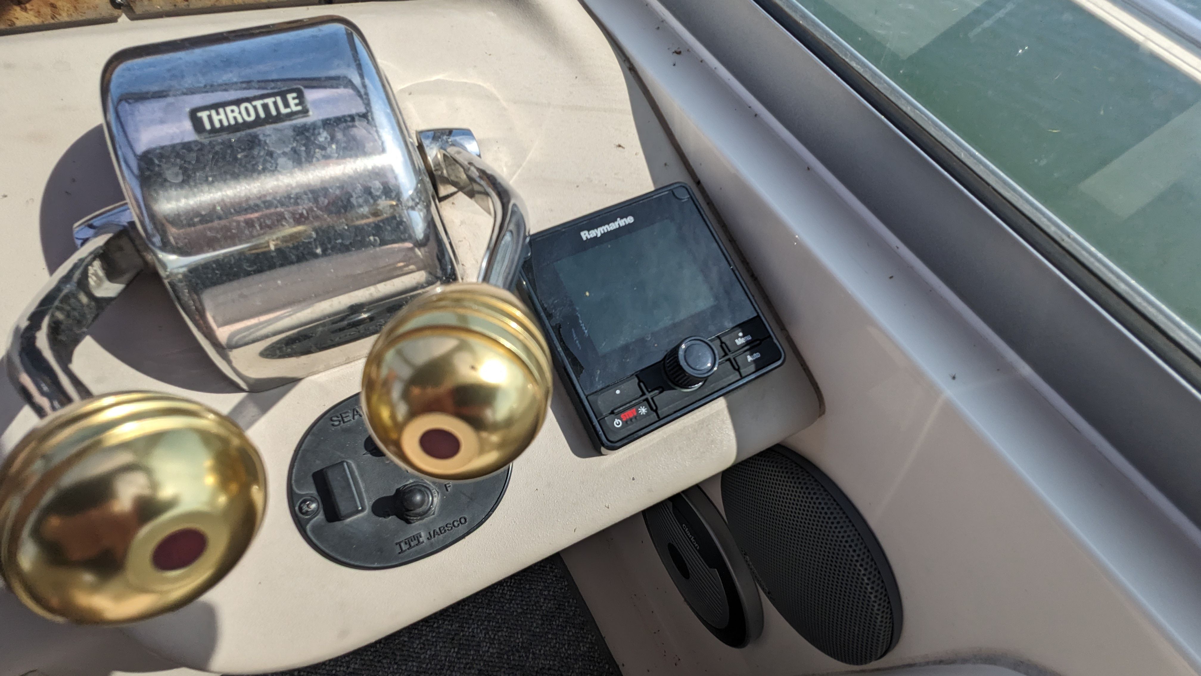 2001 Sea Ray
                                                             340 Sundancer Image Thumbnail #16