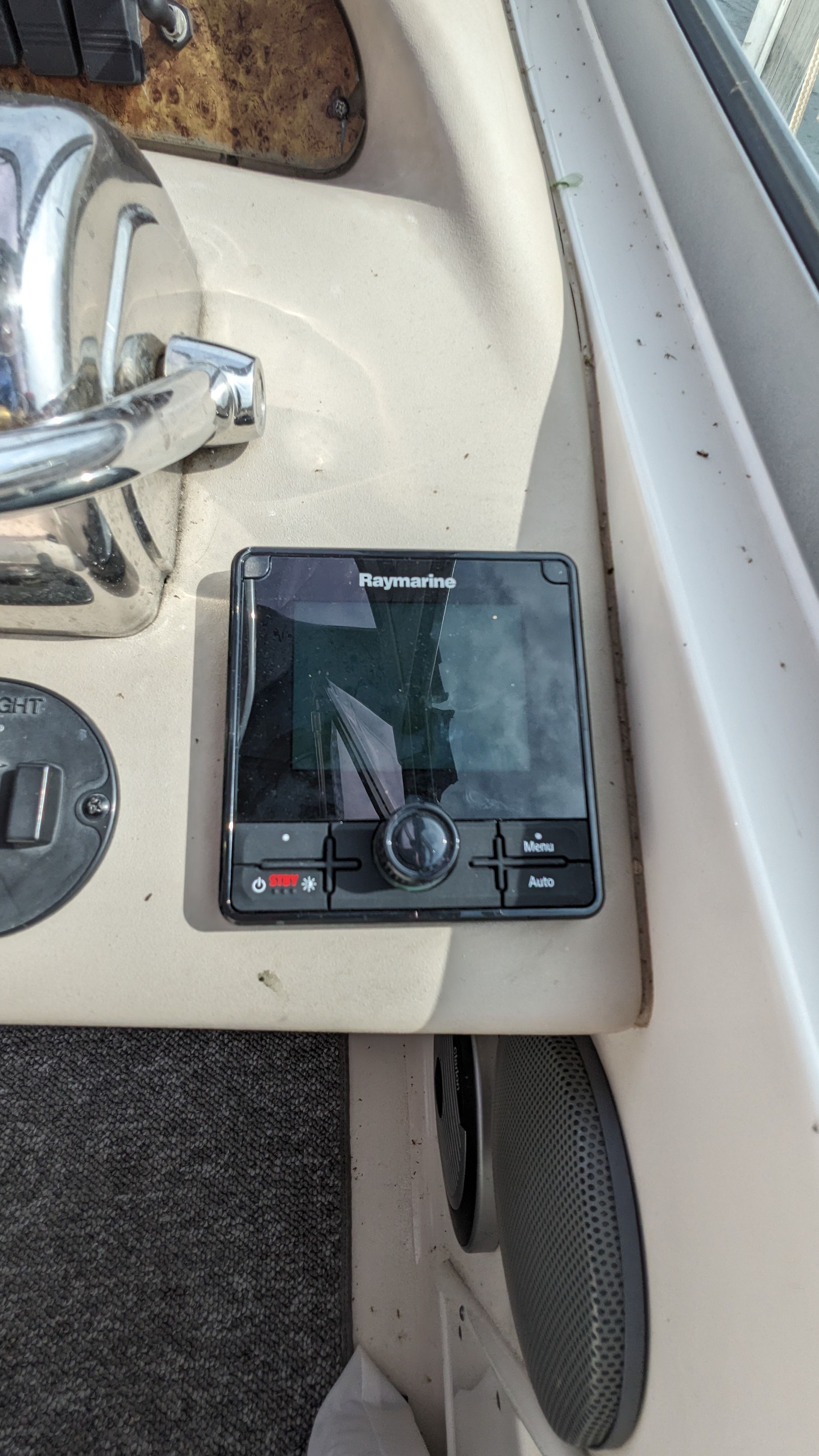 2001 Sea Ray
                                                             340 Sundancer Image Thumbnail #18