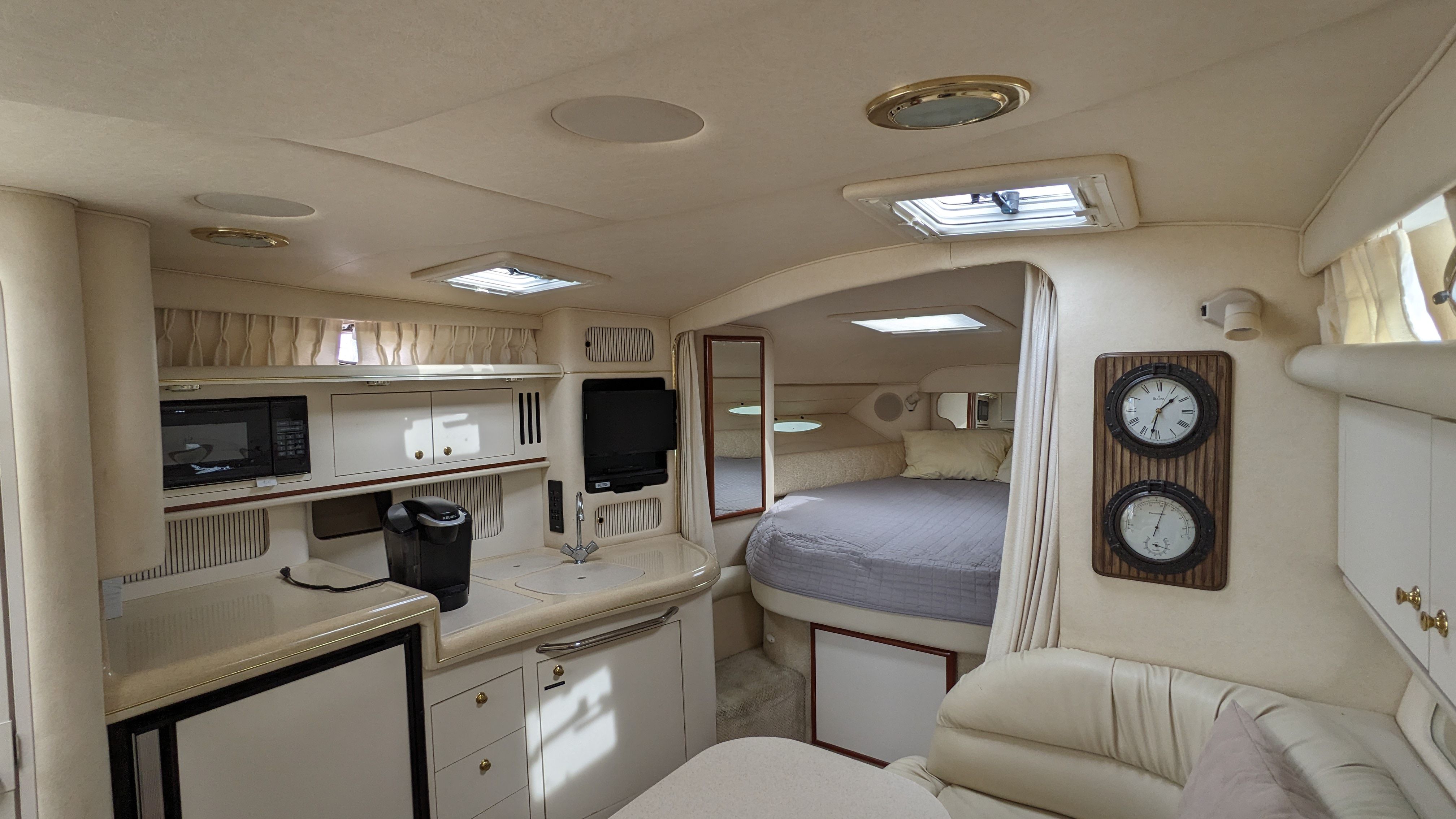 2001 Sea Ray
                                                             340 Sundancer Image Thumbnail #20
