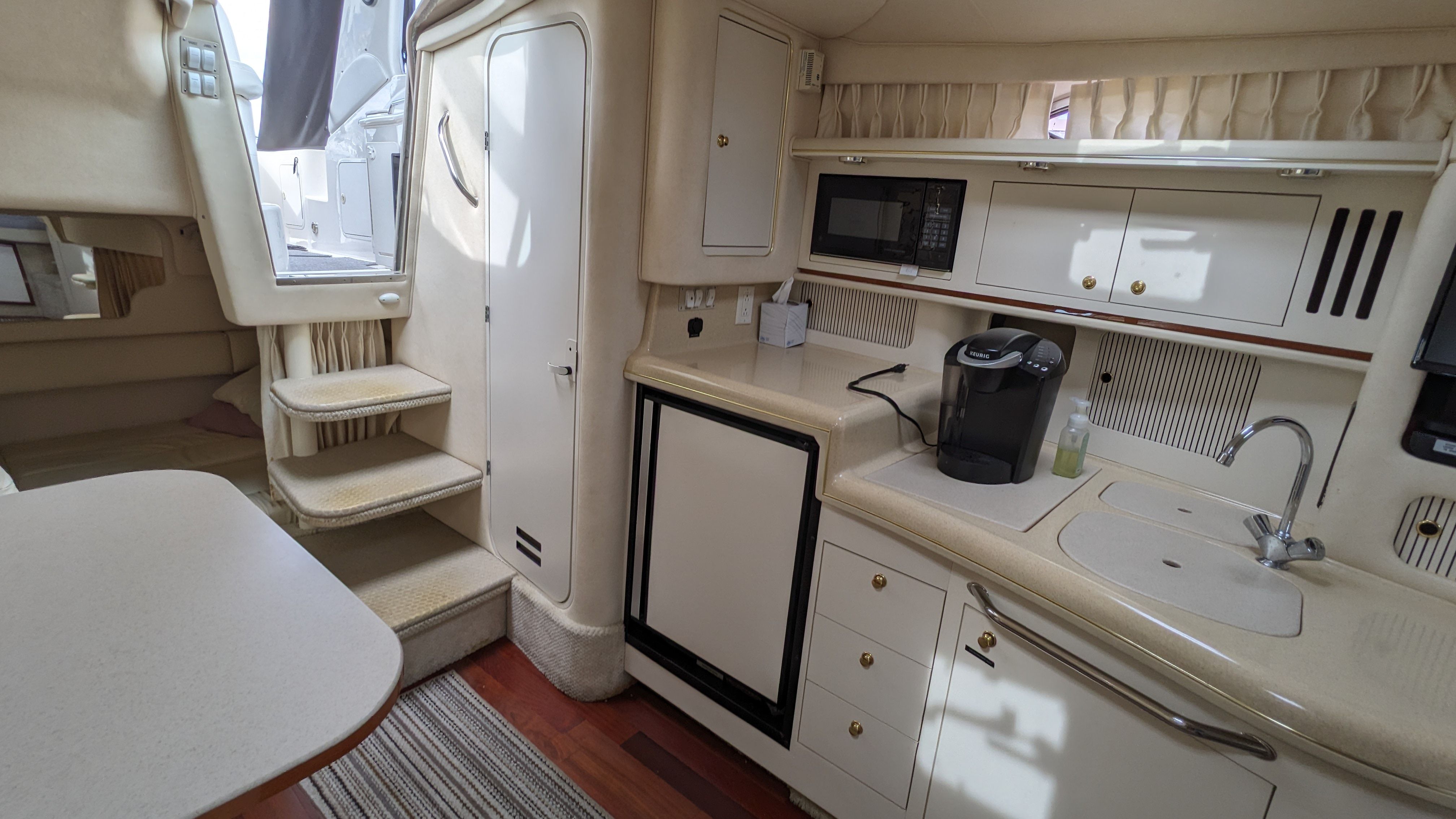 2001 Sea Ray
                                                             340 Sundancer Image Thumbnail #27