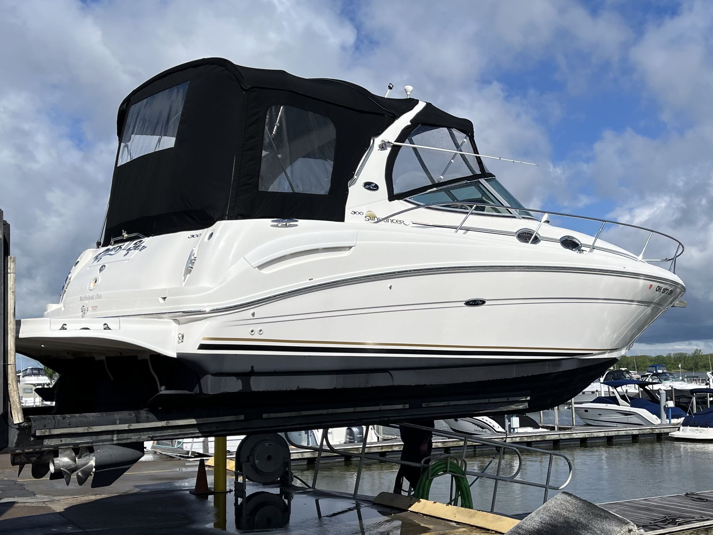 2002 Sea Ray
                                                             300 SUNDANCER Image Thumbnail #4