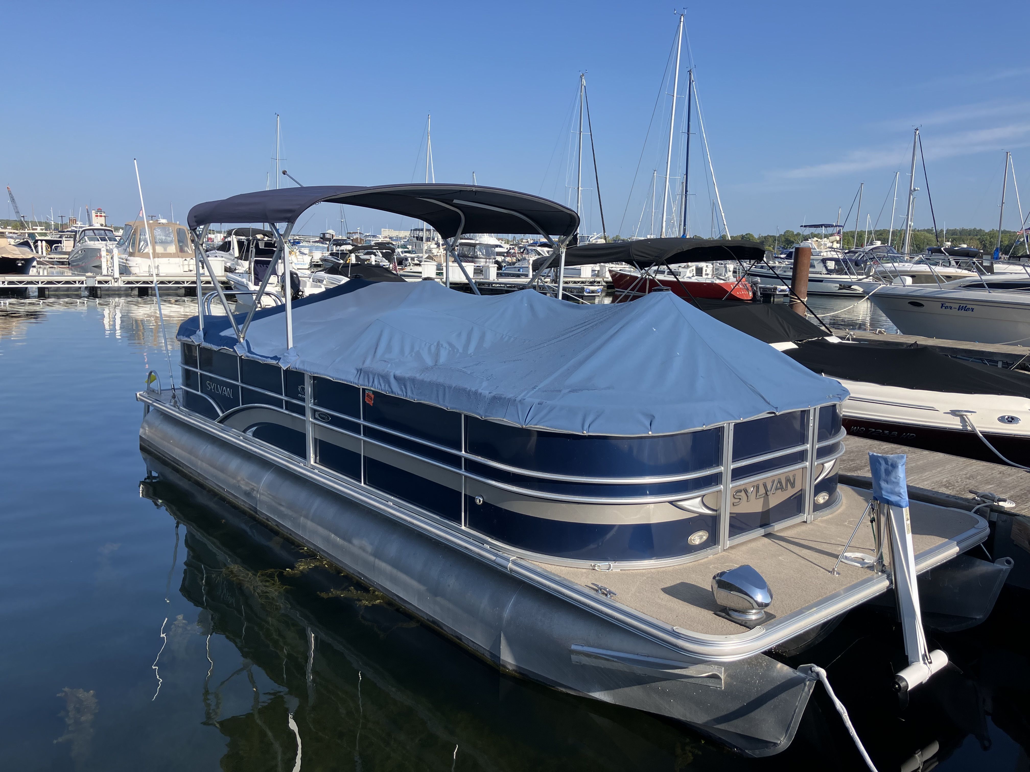 2013 Sylvan 8524 MIRAGE Image Thumbnail #0