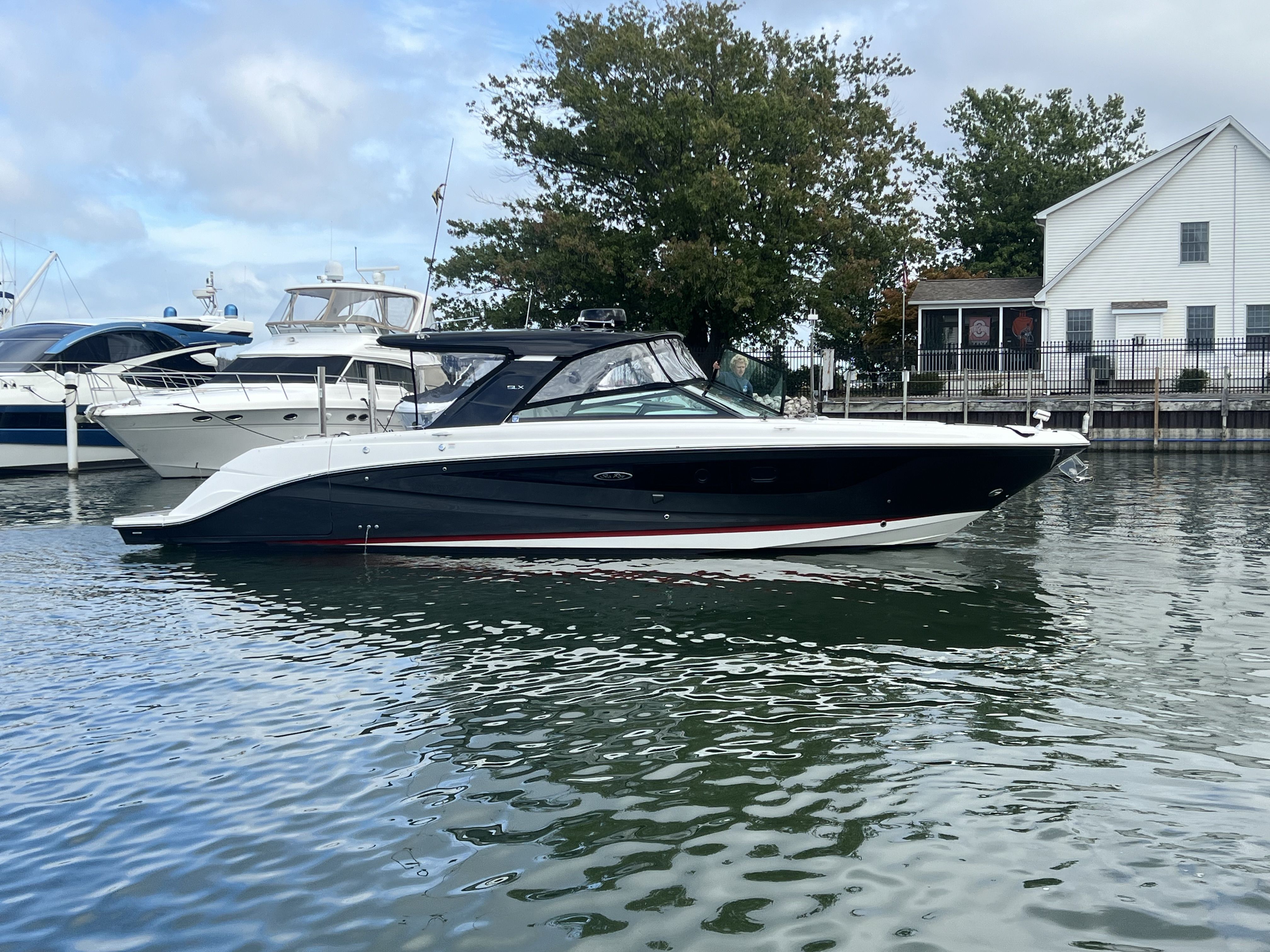 2022 Sea Ray
                                                             400 SLX Image Thumbnail #0