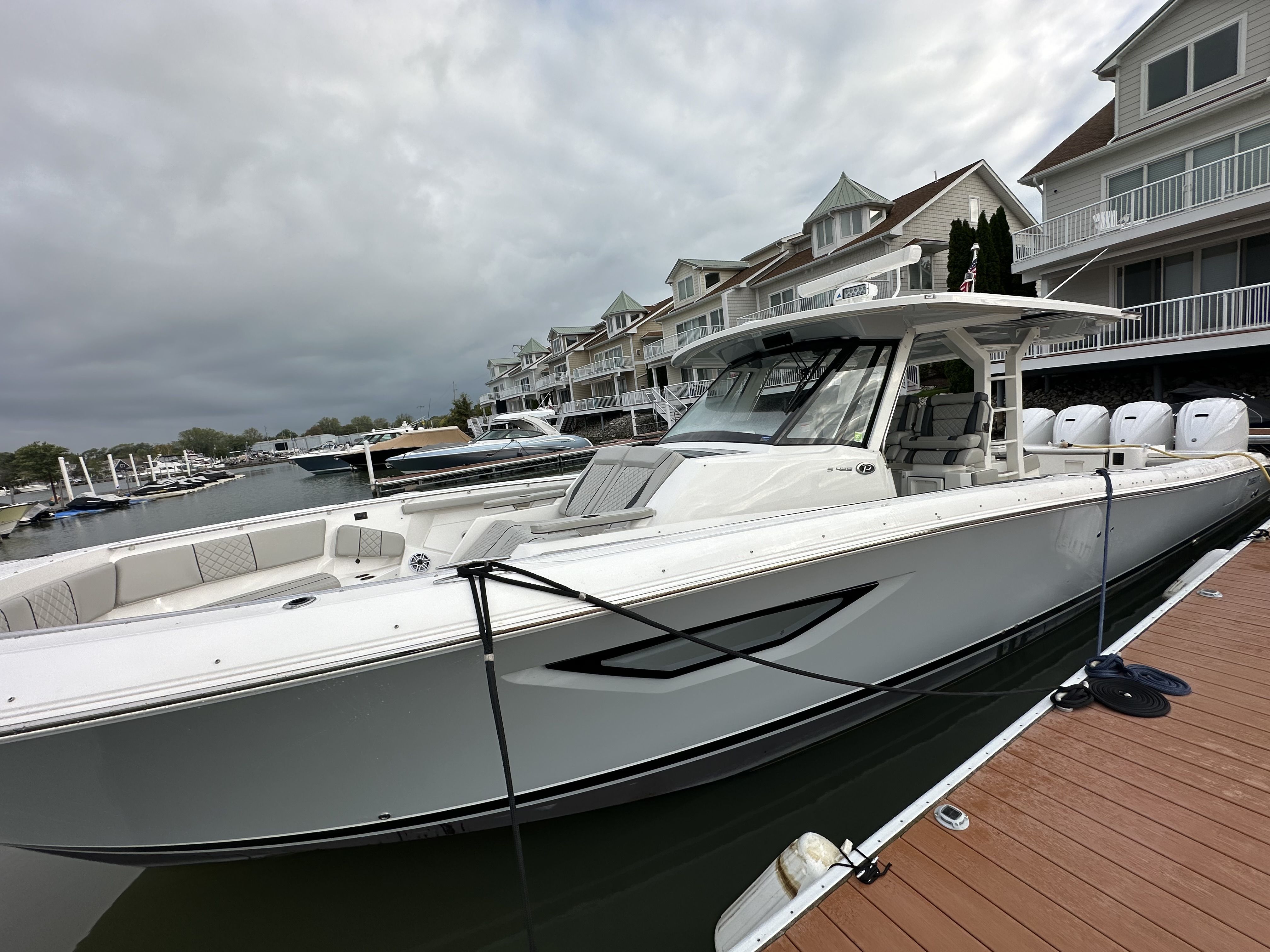 2022 Pursuit S 428 Image Thumbnail #2