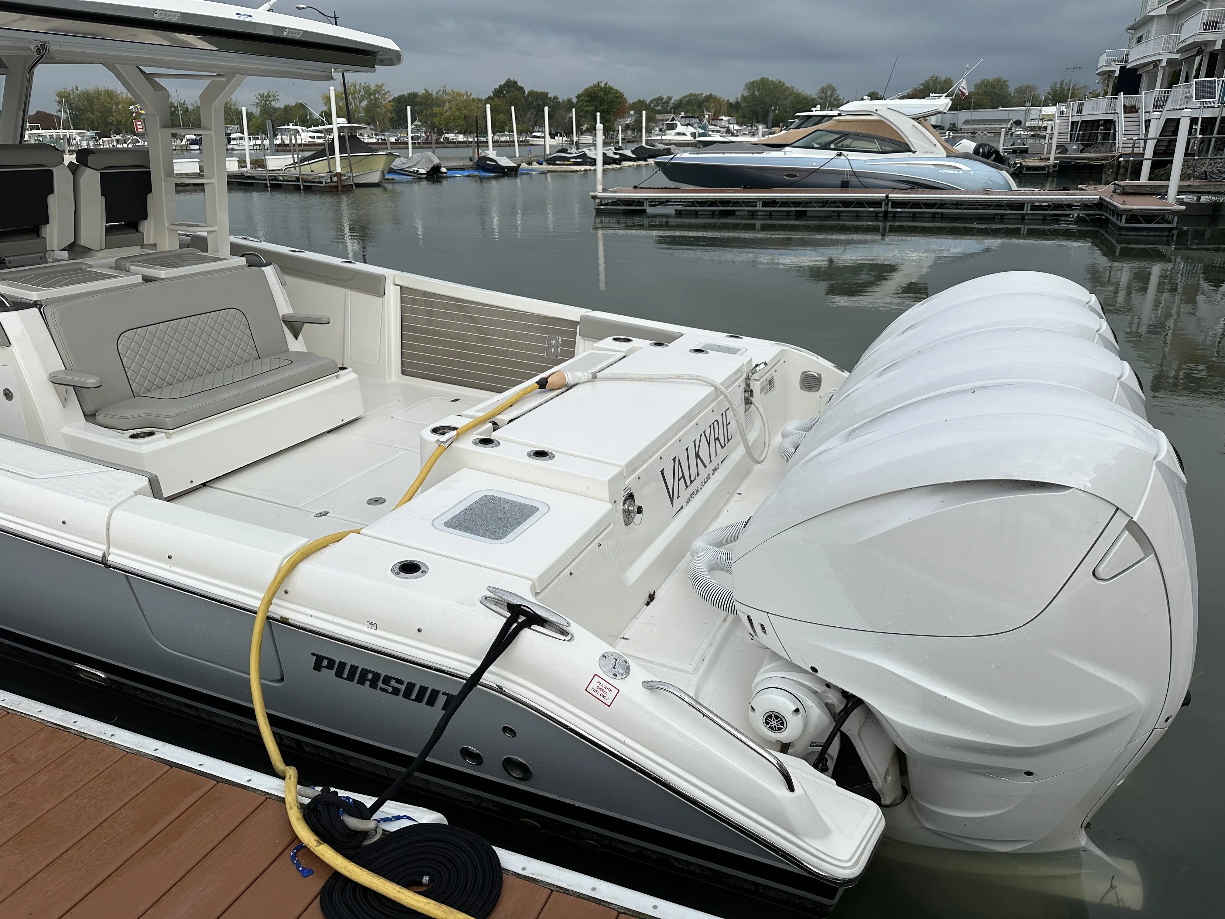 2022 Pursuit S 428 Image Thumbnail #3