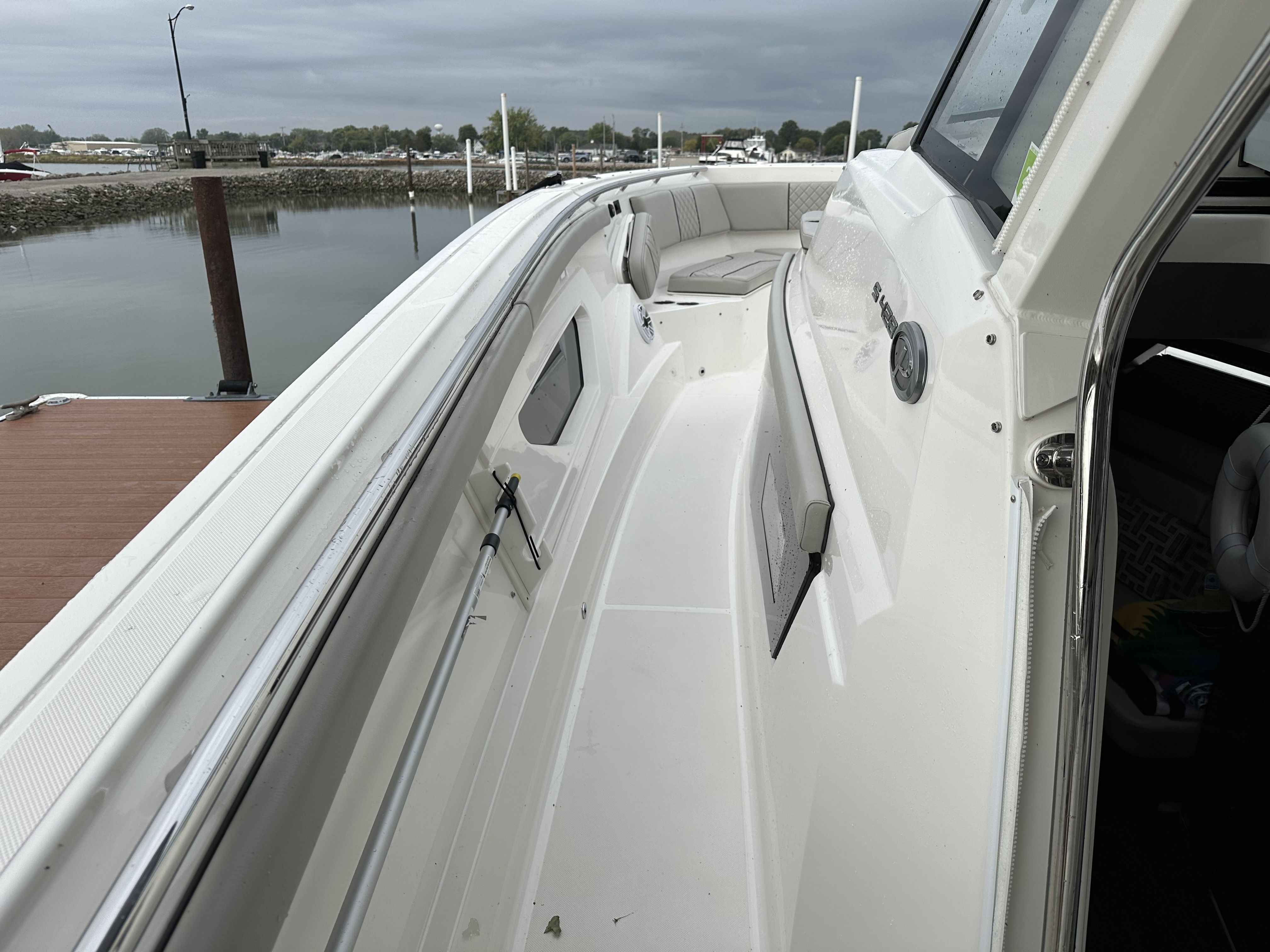 2022 Pursuit S 428 Image Thumbnail #19