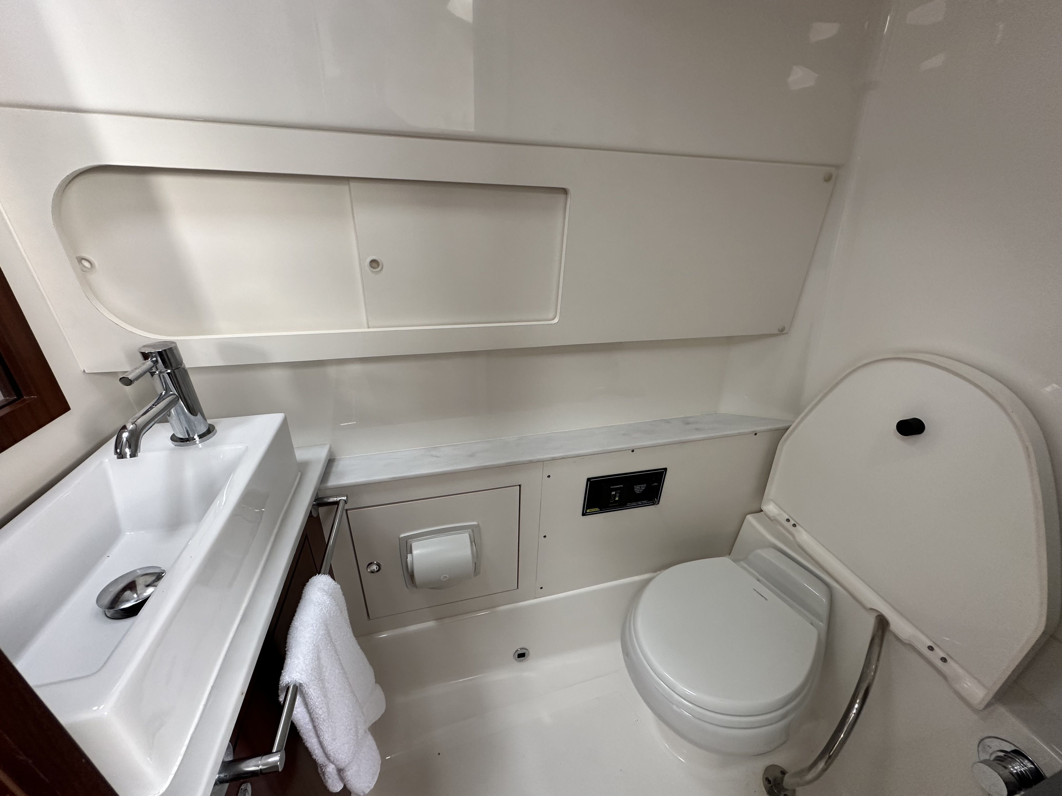 2022 Pursuit S 428 Image Thumbnail #23