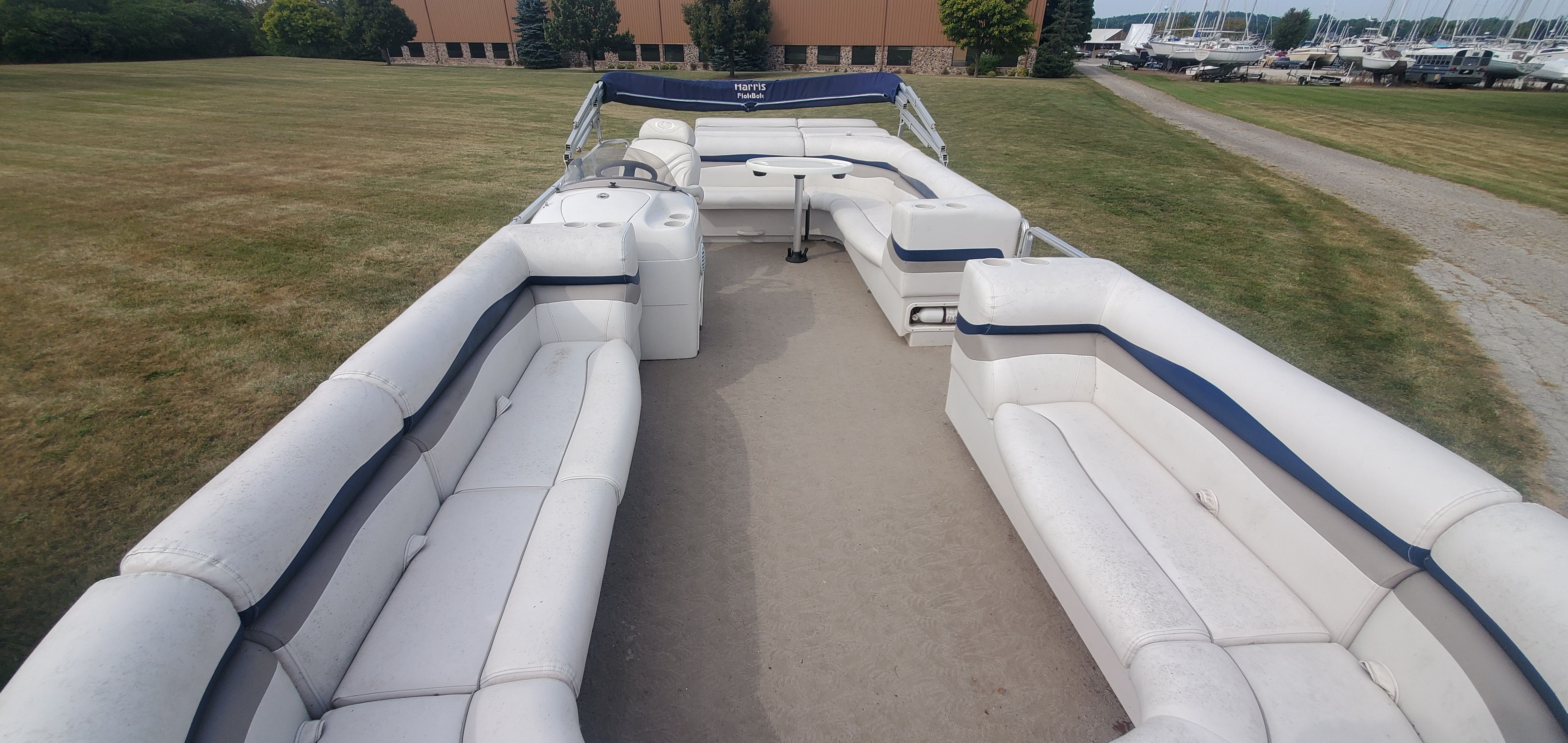 2007 Harris
                                                             220 SUNLINER Image Thumbnail #4