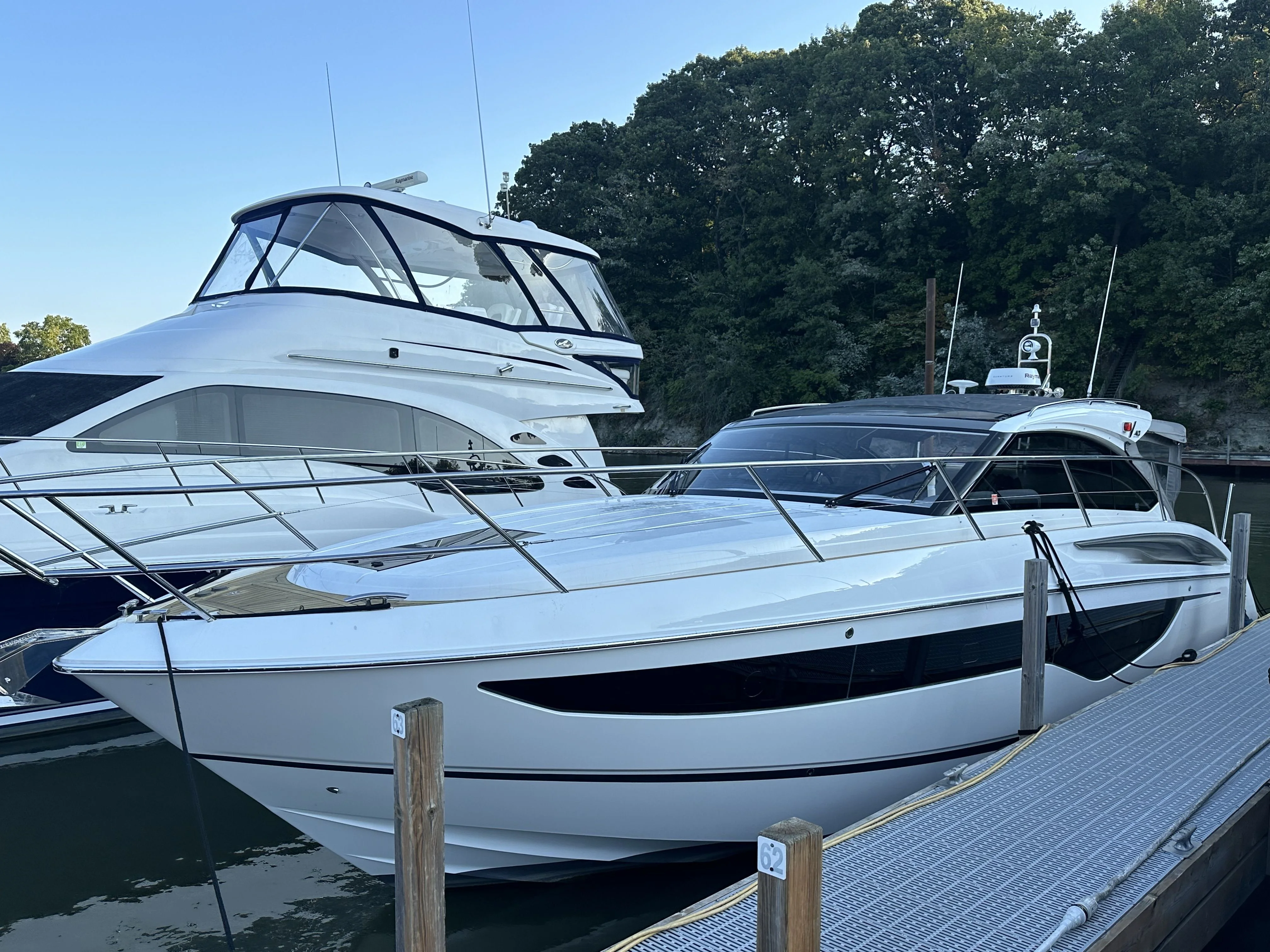 2019 Princess V40 Image Thumbnail #1