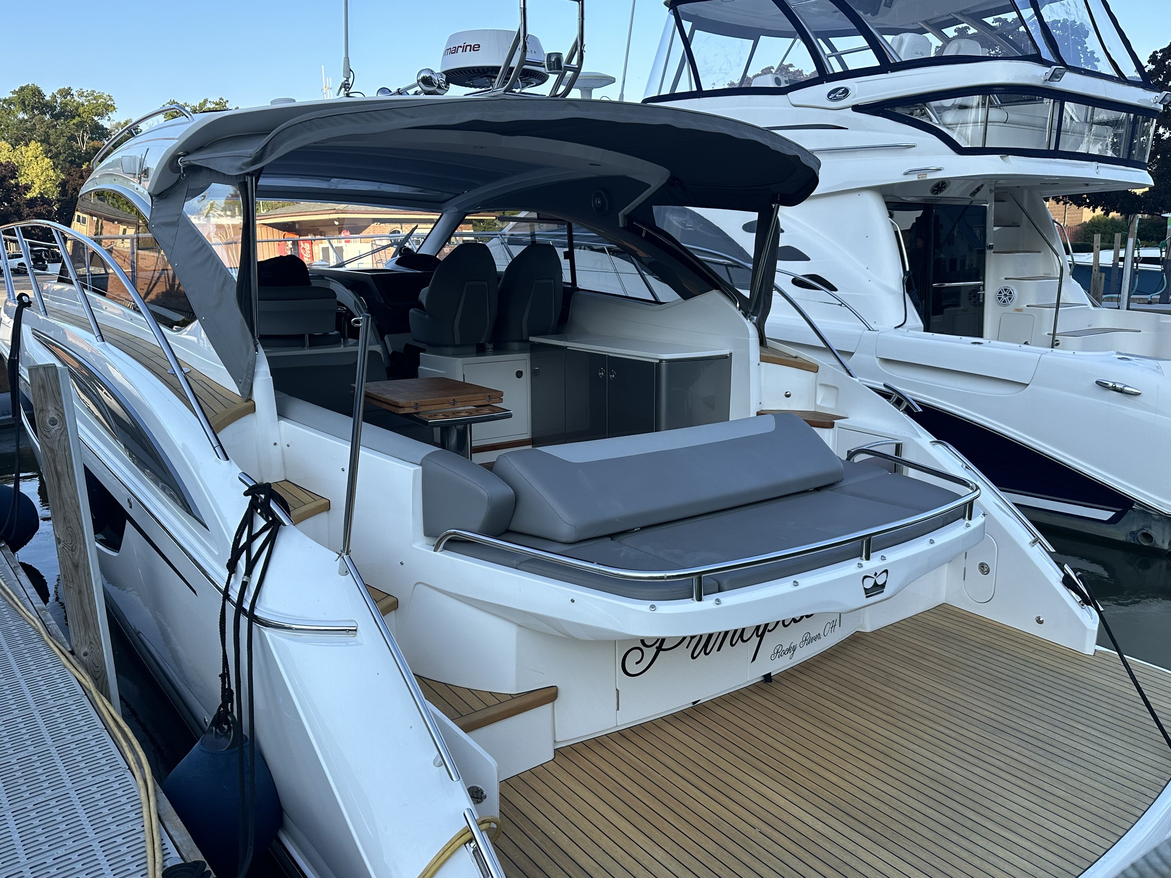 2019 Princess V40 Image Thumbnail #3