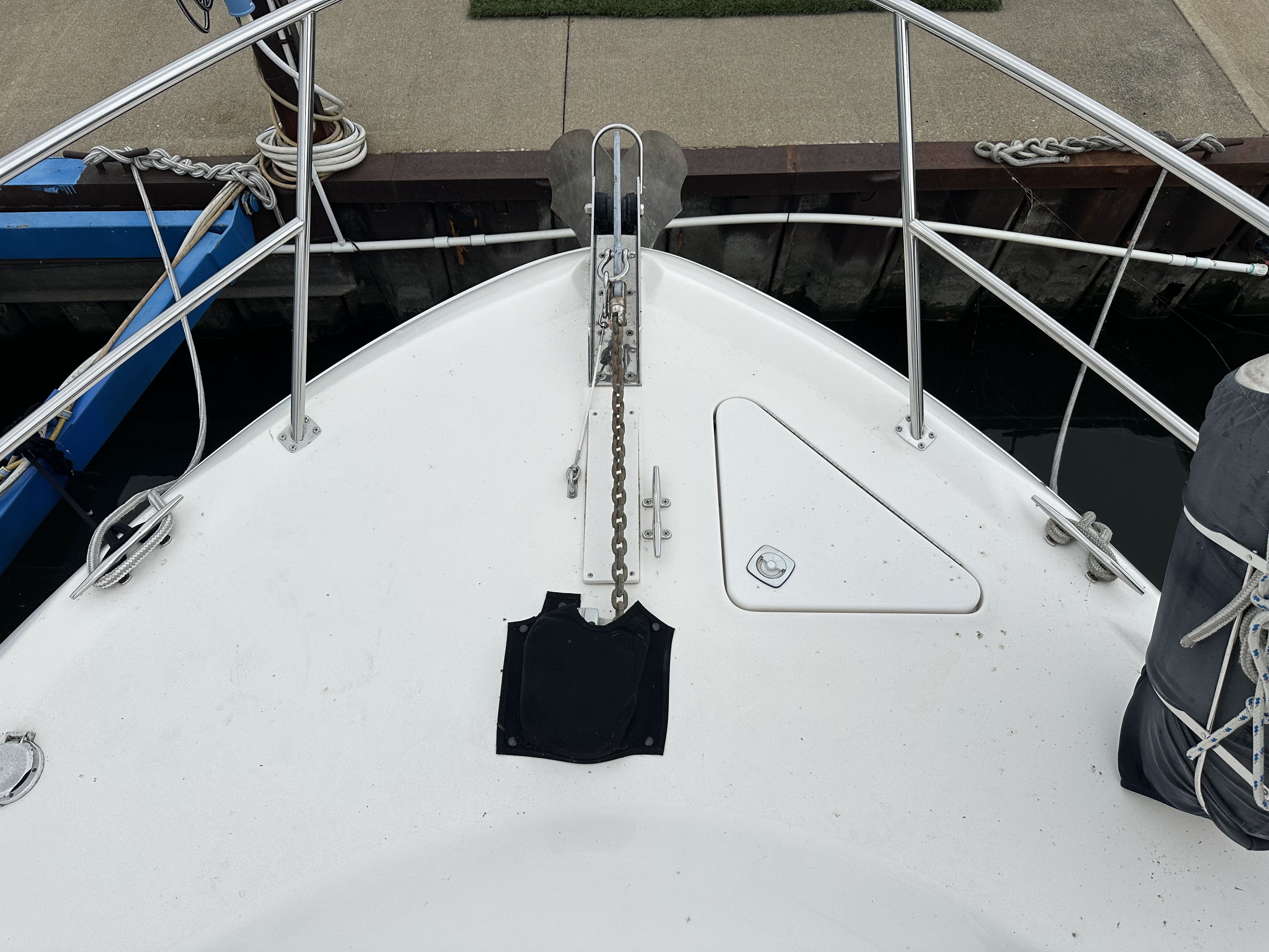1997 Sea Ray
                                                             400 SEDANBRIDGE Image Thumbnail #5