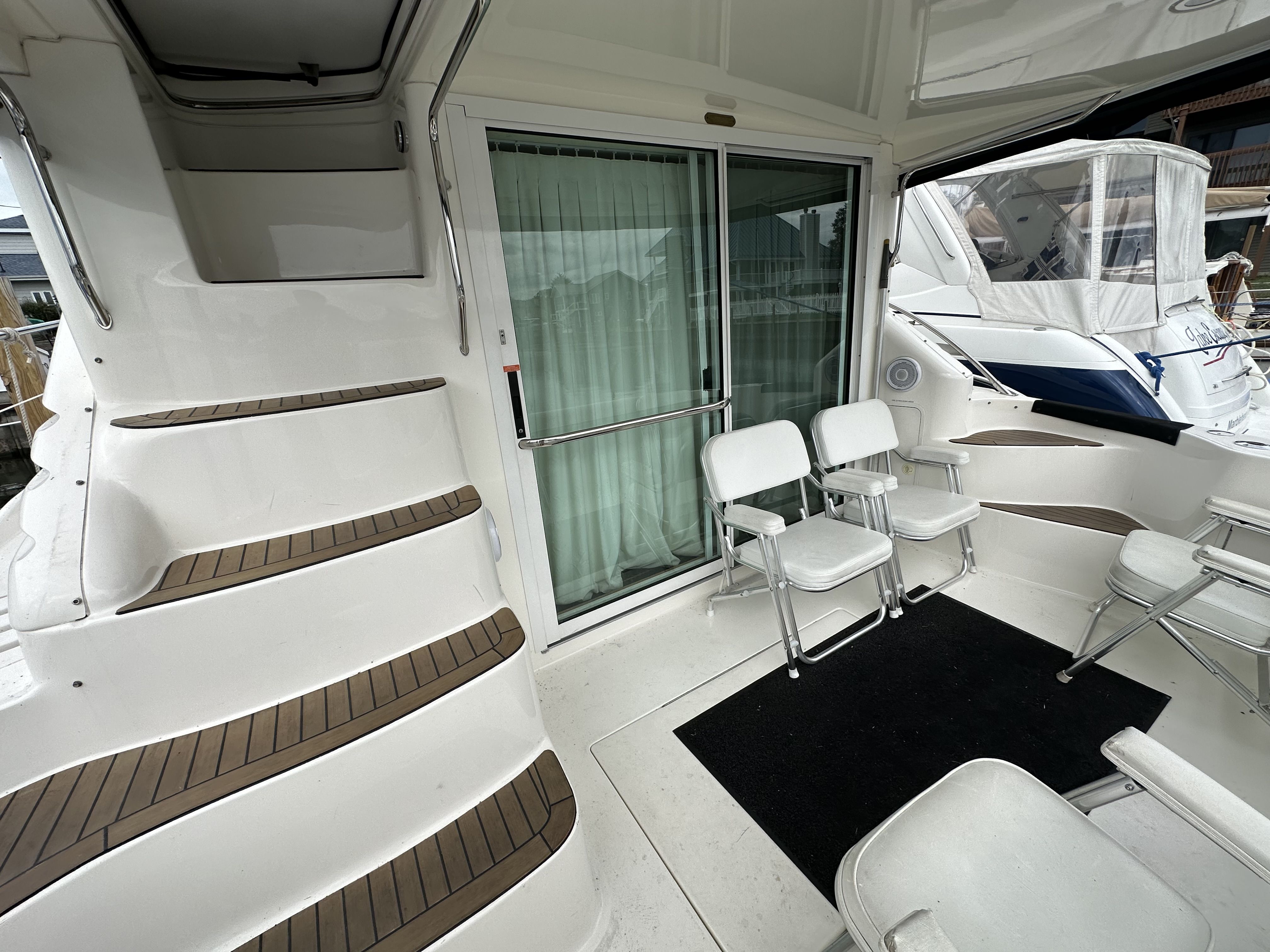 1997 Sea Ray
                                                             400 SEDANBRIDGE Image Thumbnail #7