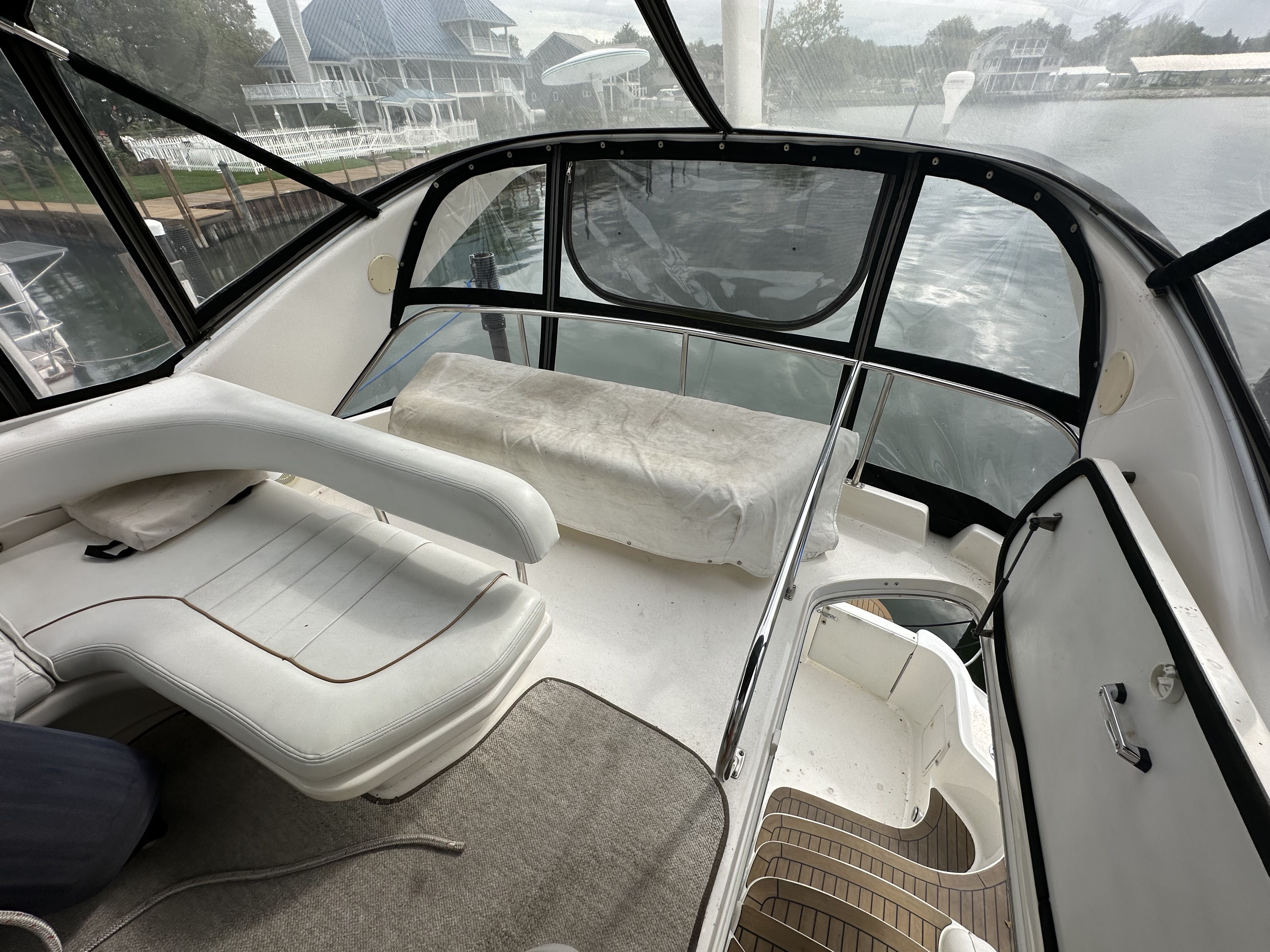 1997 Sea Ray
                                                             400 SEDANBRIDGE Image Thumbnail #9