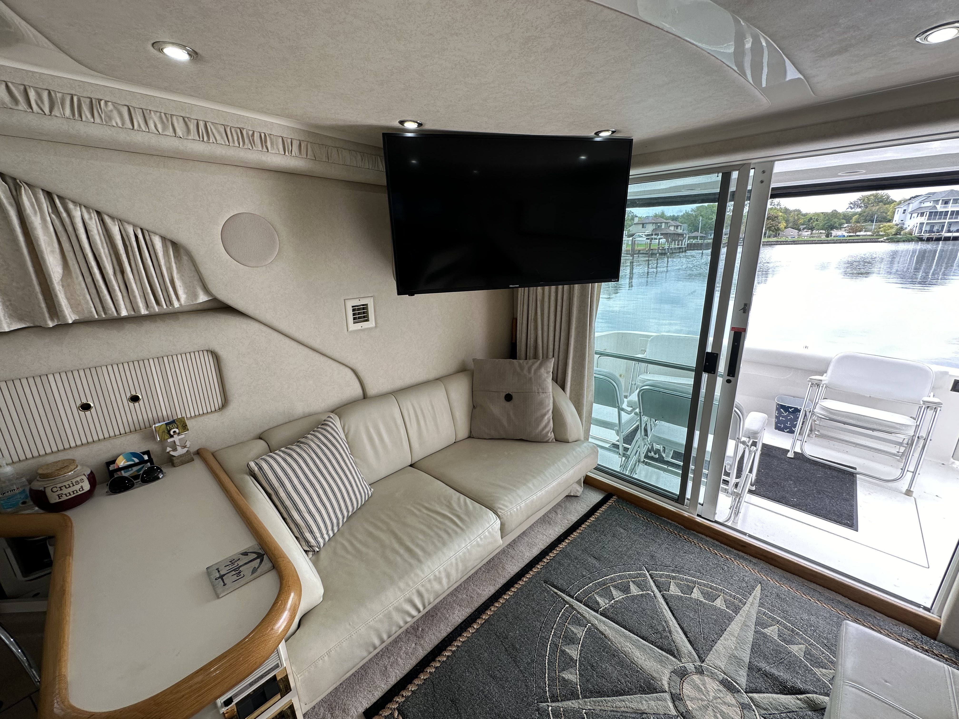 1997 Sea Ray
                                                             400 SEDANBRIDGE Image Thumbnail #12