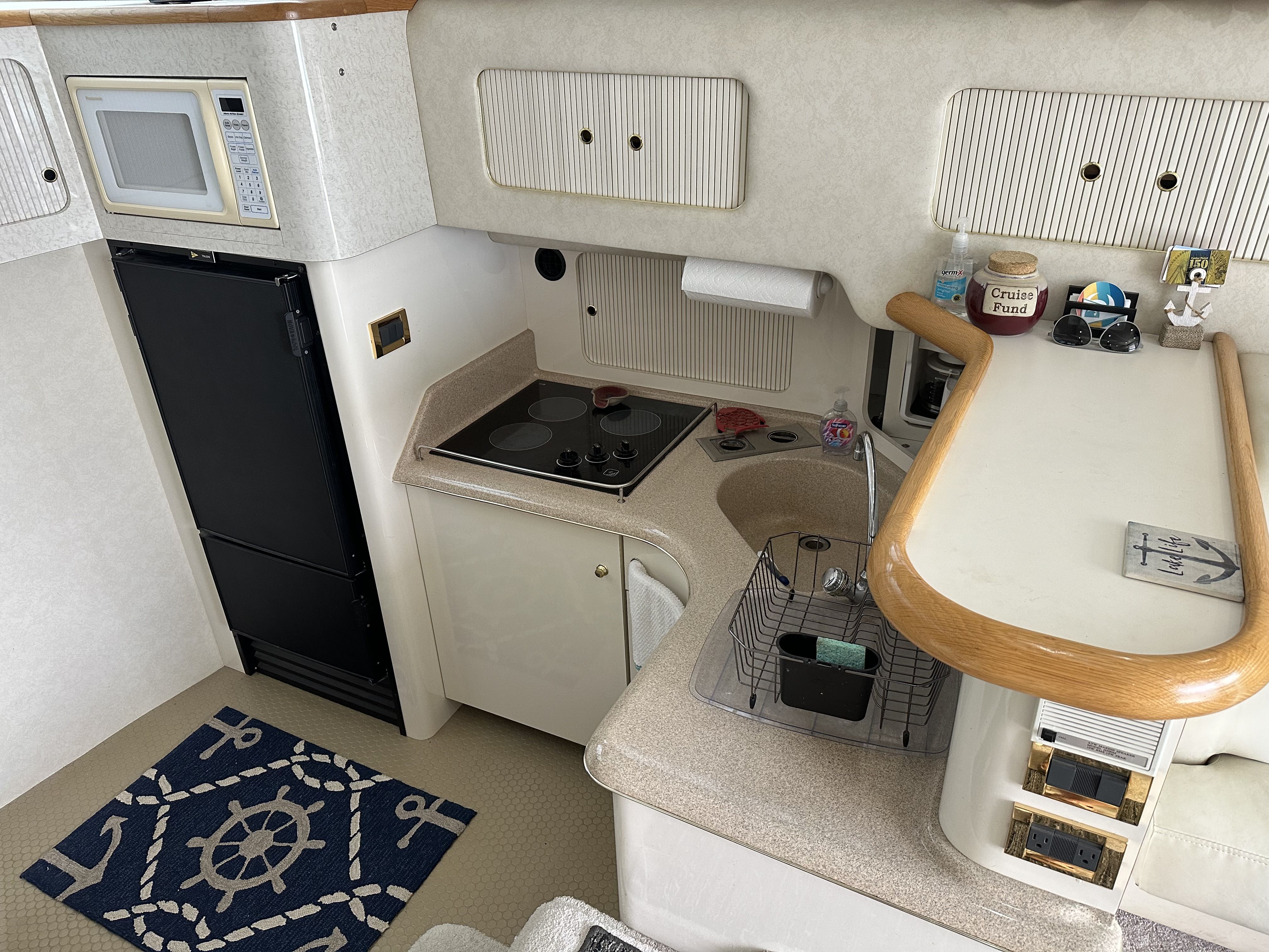 1997 Sea Ray
                                                             400 SEDANBRIDGE Image Thumbnail #19