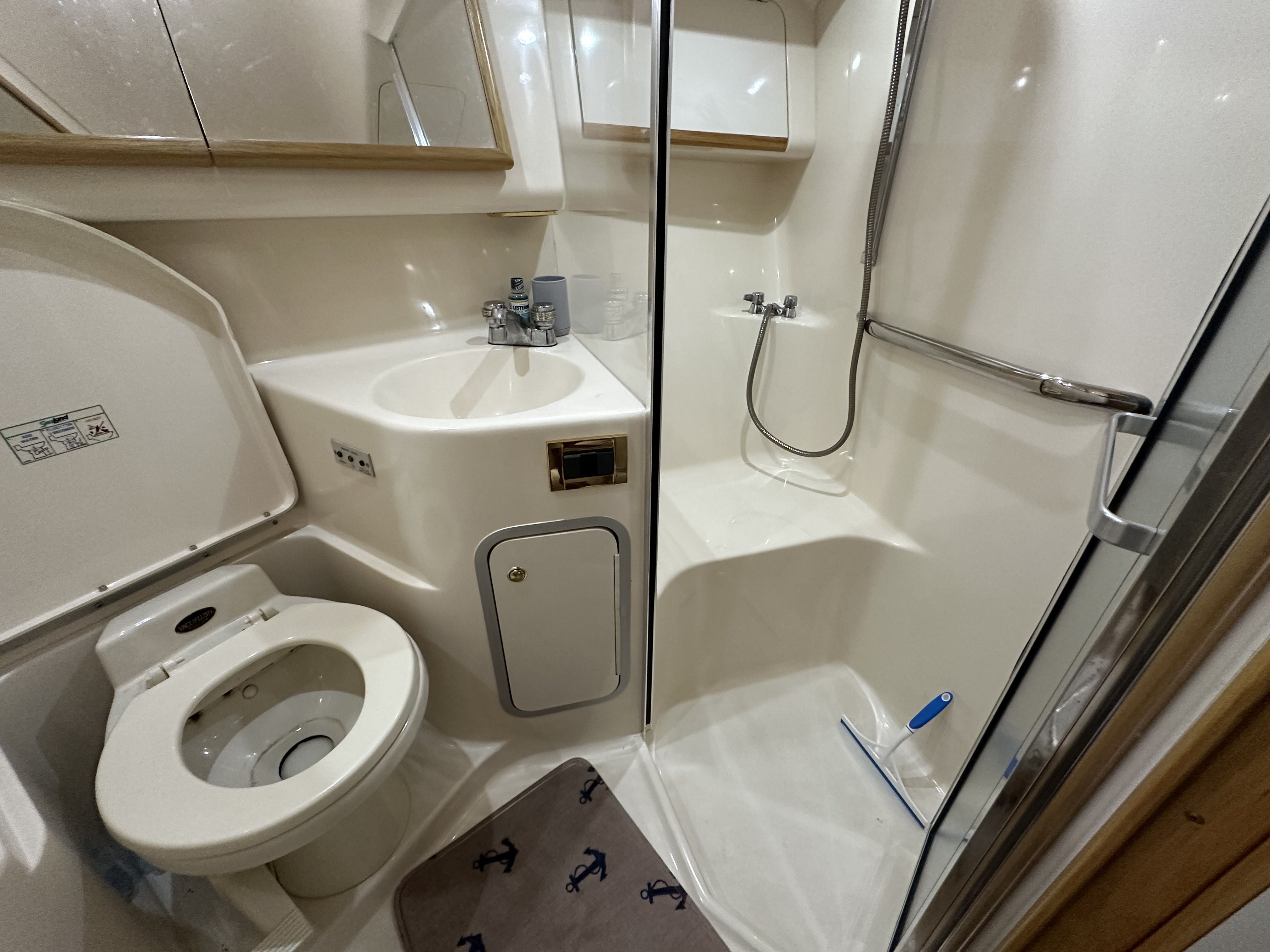 1997 Sea Ray
                                                             400 SEDANBRIDGE Image Thumbnail #24