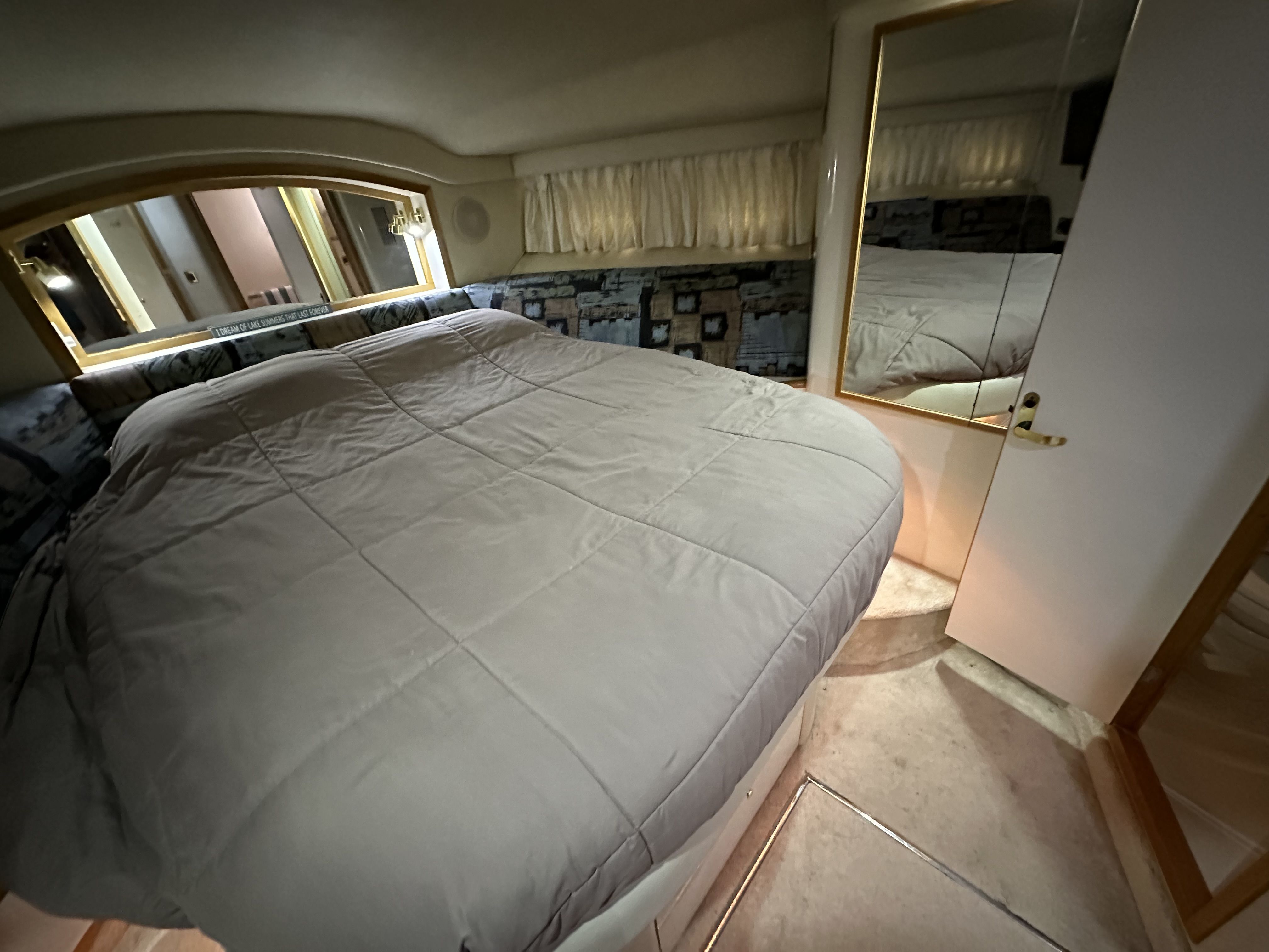 1997 Sea Ray
                                                             400 SEDANBRIDGE Image Thumbnail #28