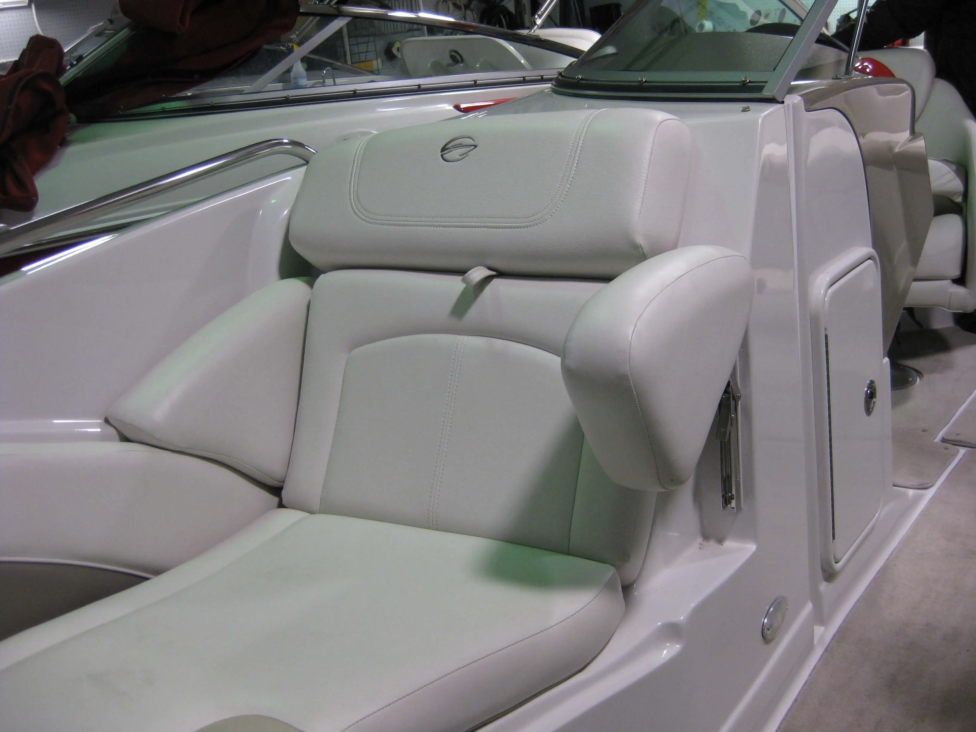 2009 Crownline 240LS Image Thumbnail #7