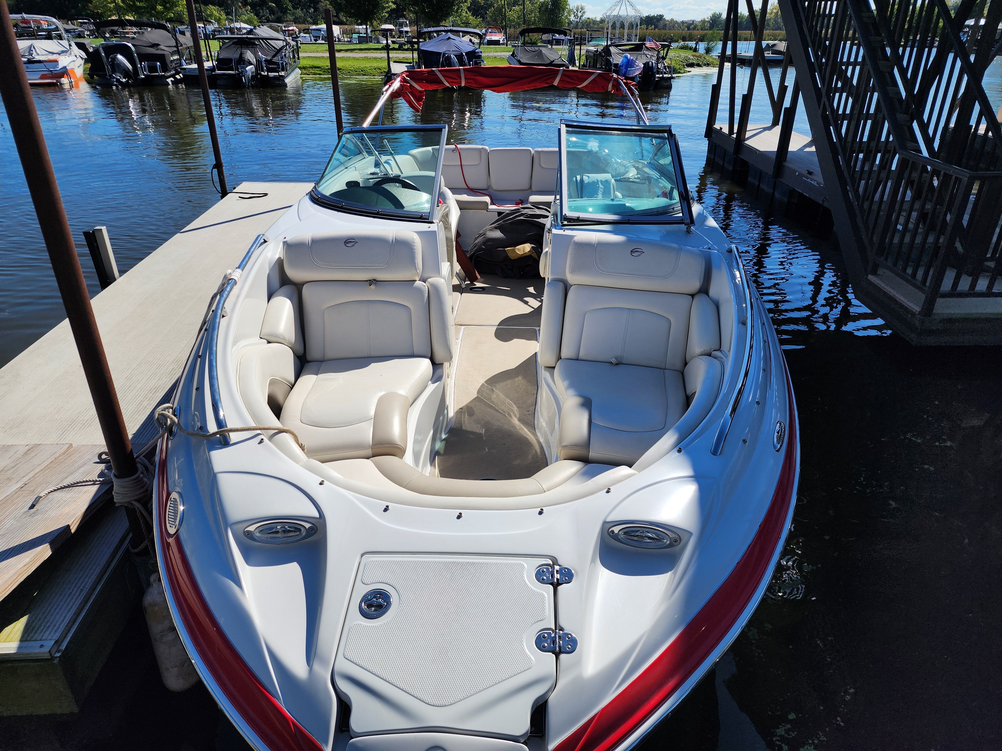 2009 Crownline 240LS Image Thumbnail #3