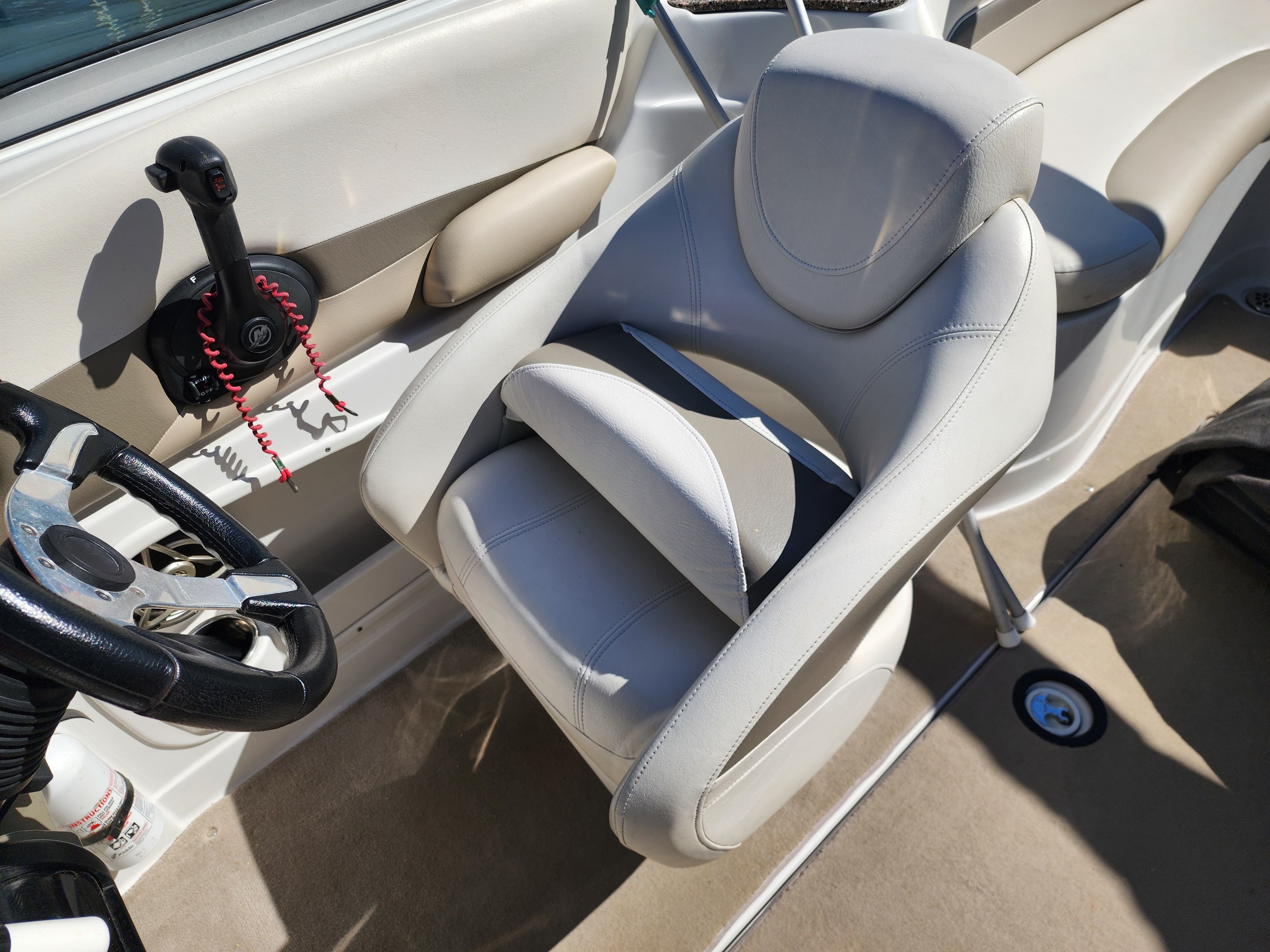 2009 Crownline 240LS Image Thumbnail #8