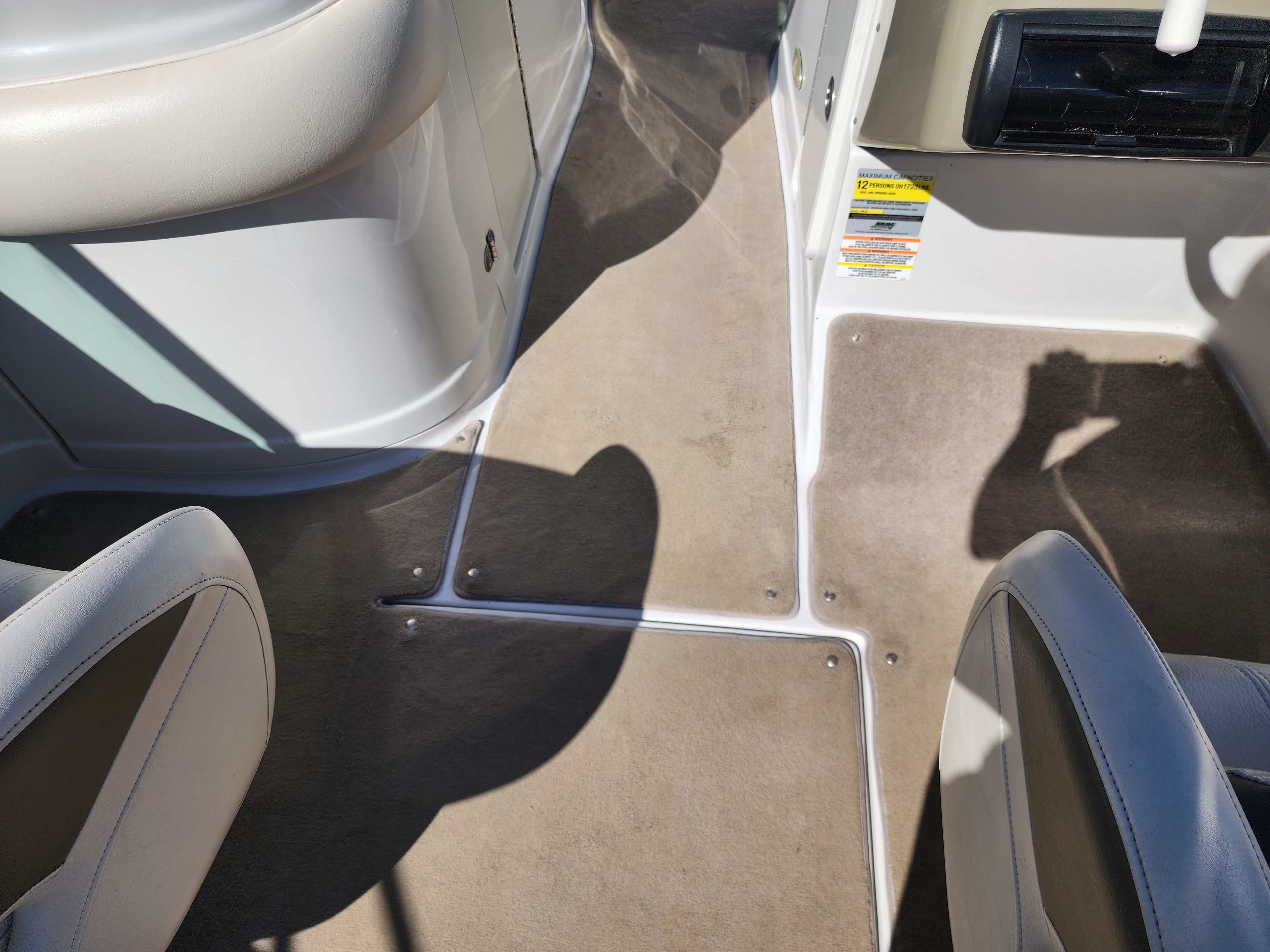 2009 Crownline 240LS Image Thumbnail #10