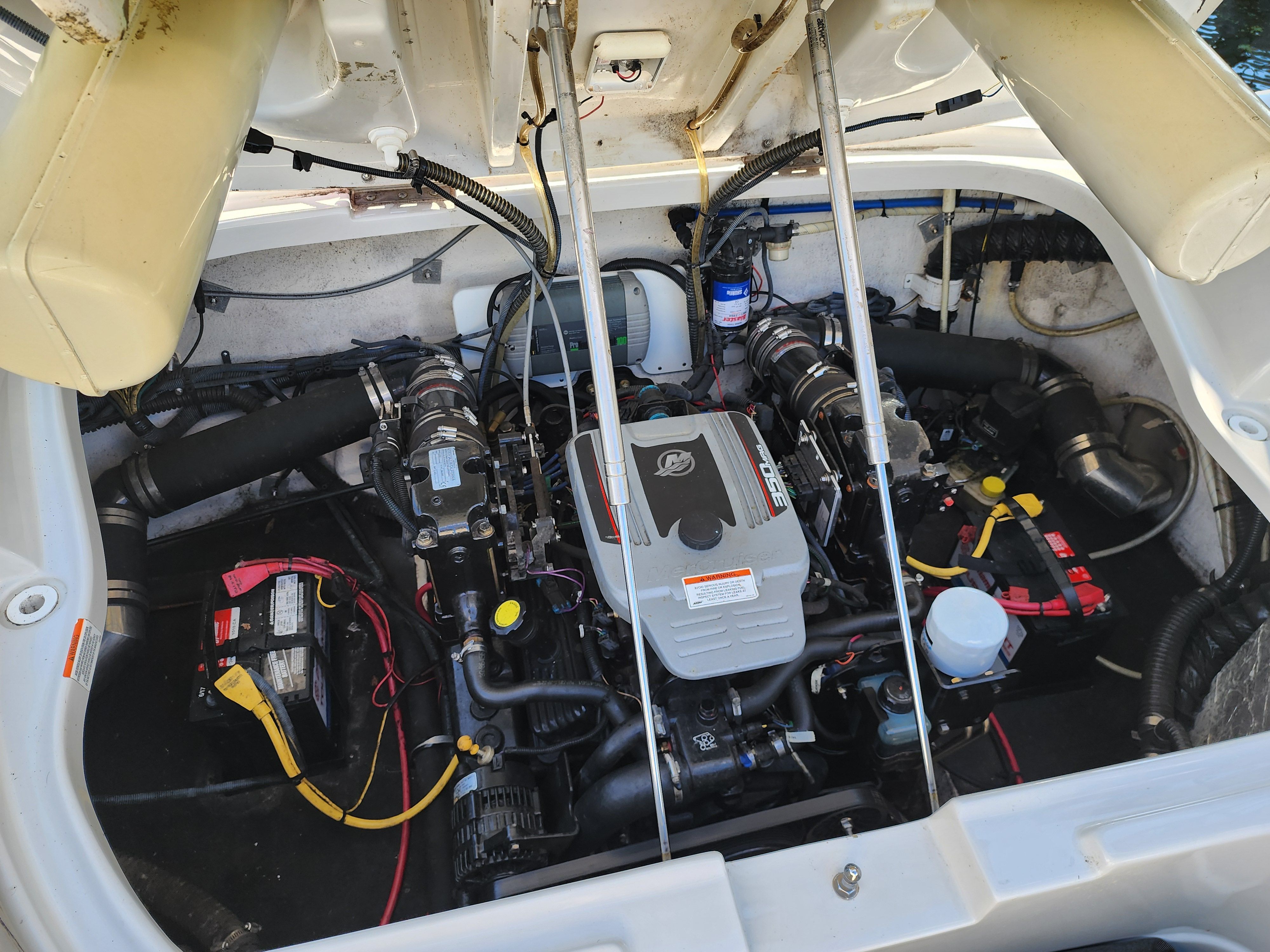 2009 Crownline 240LS Image Thumbnail #19