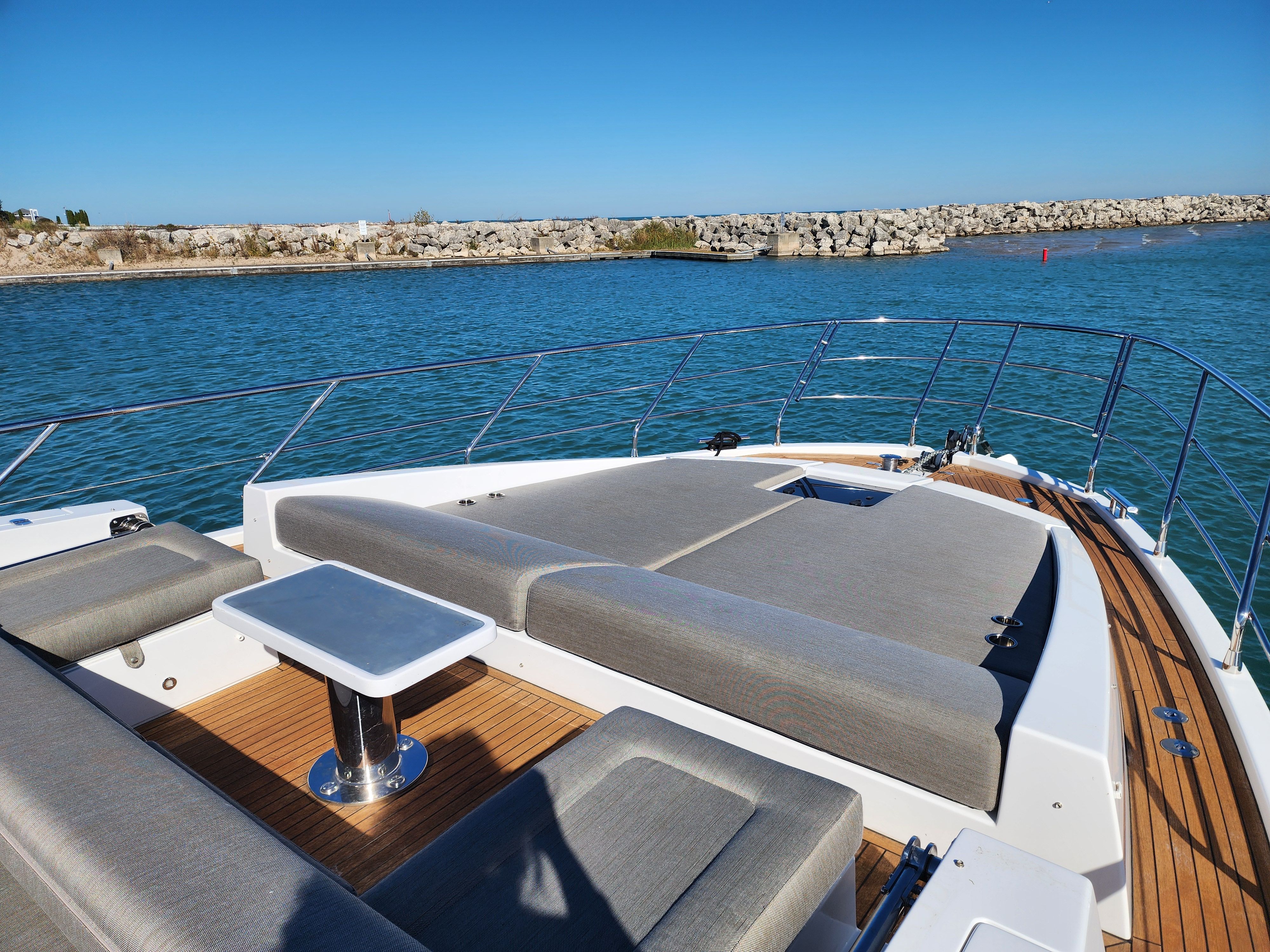 2019 Azimut
                                                             S7 Image Thumbnail #4