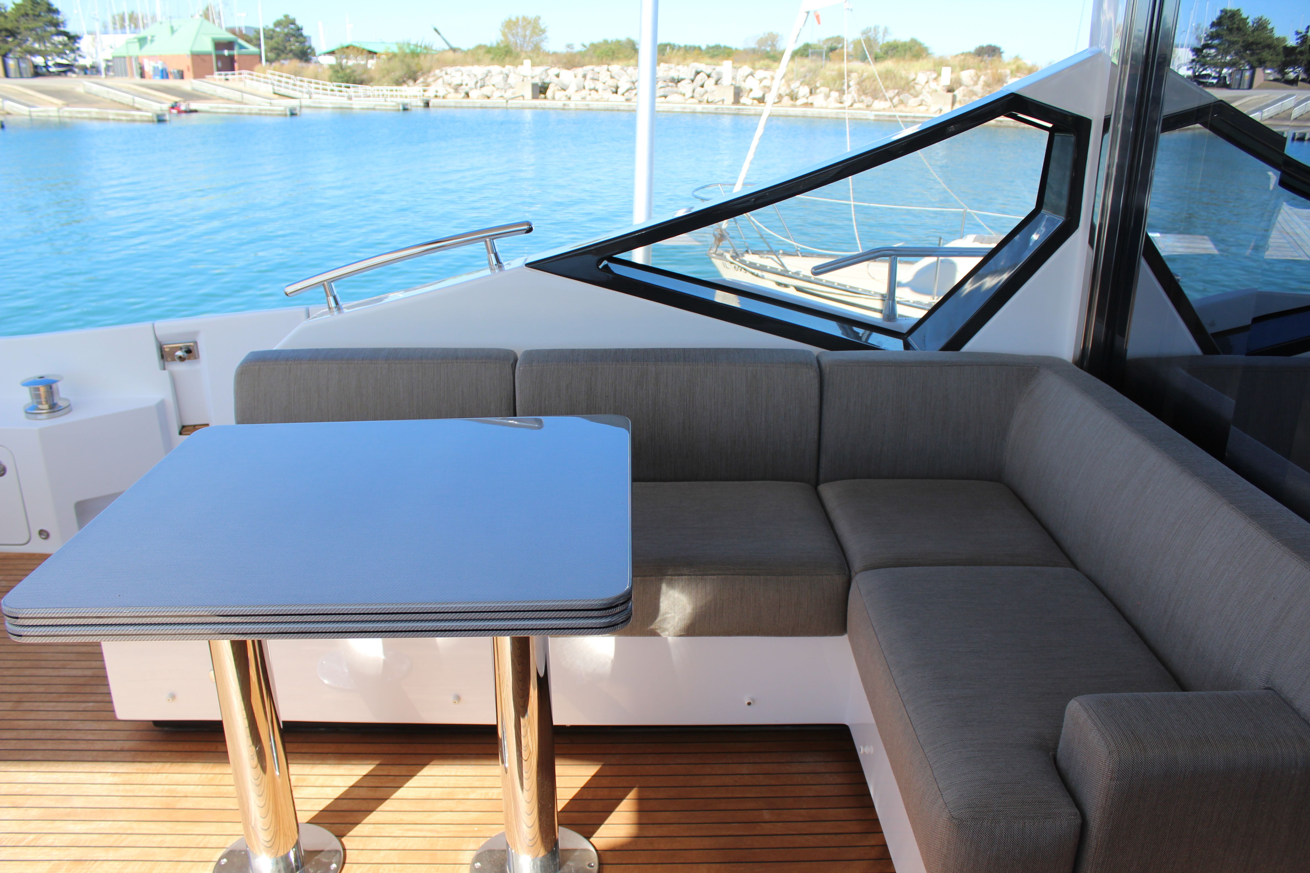 2019 Azimut
                                                             S7 Image Thumbnail #23