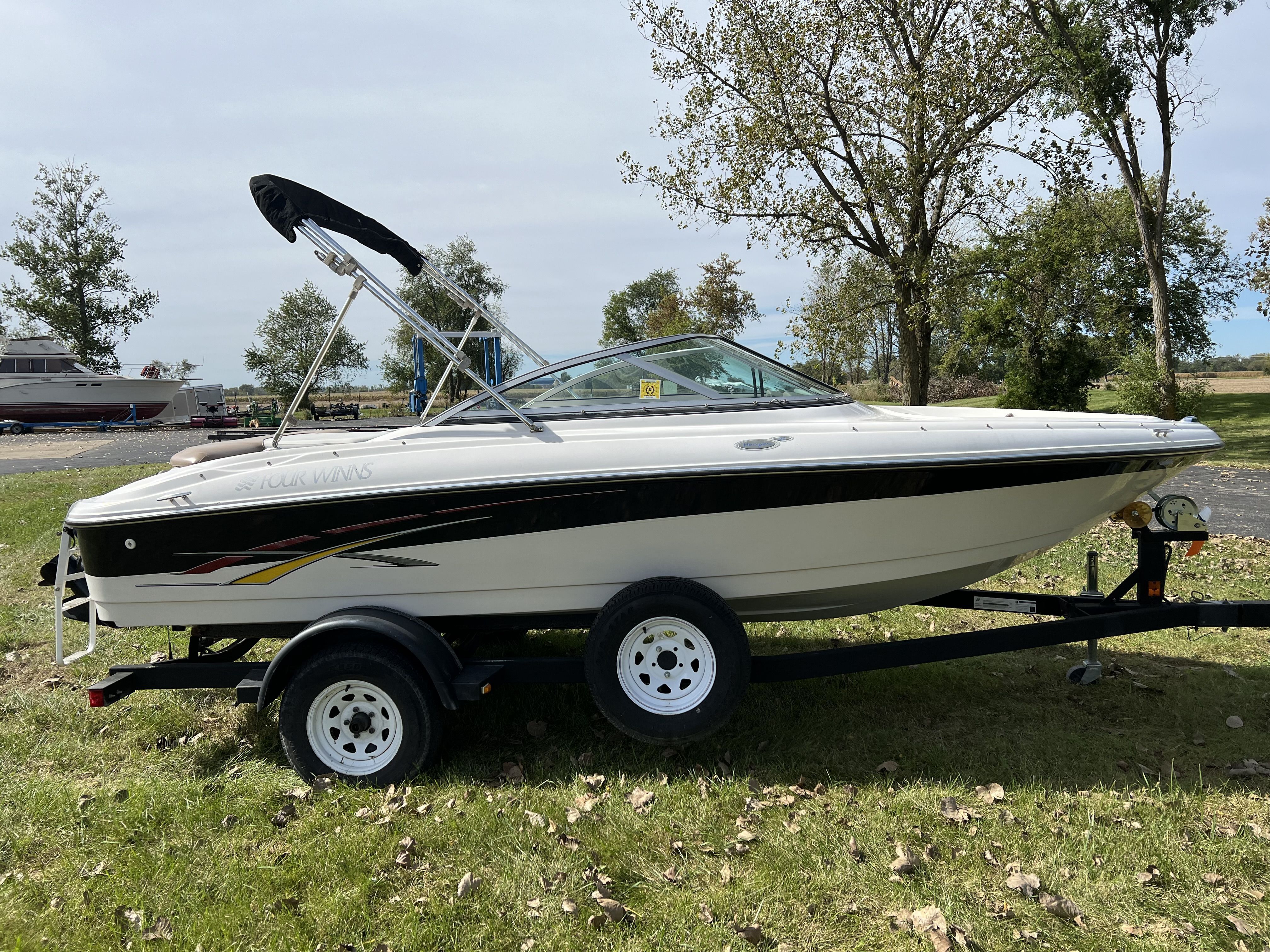 2007 Four Winns 180 HORIZON Image Thumbnail #4