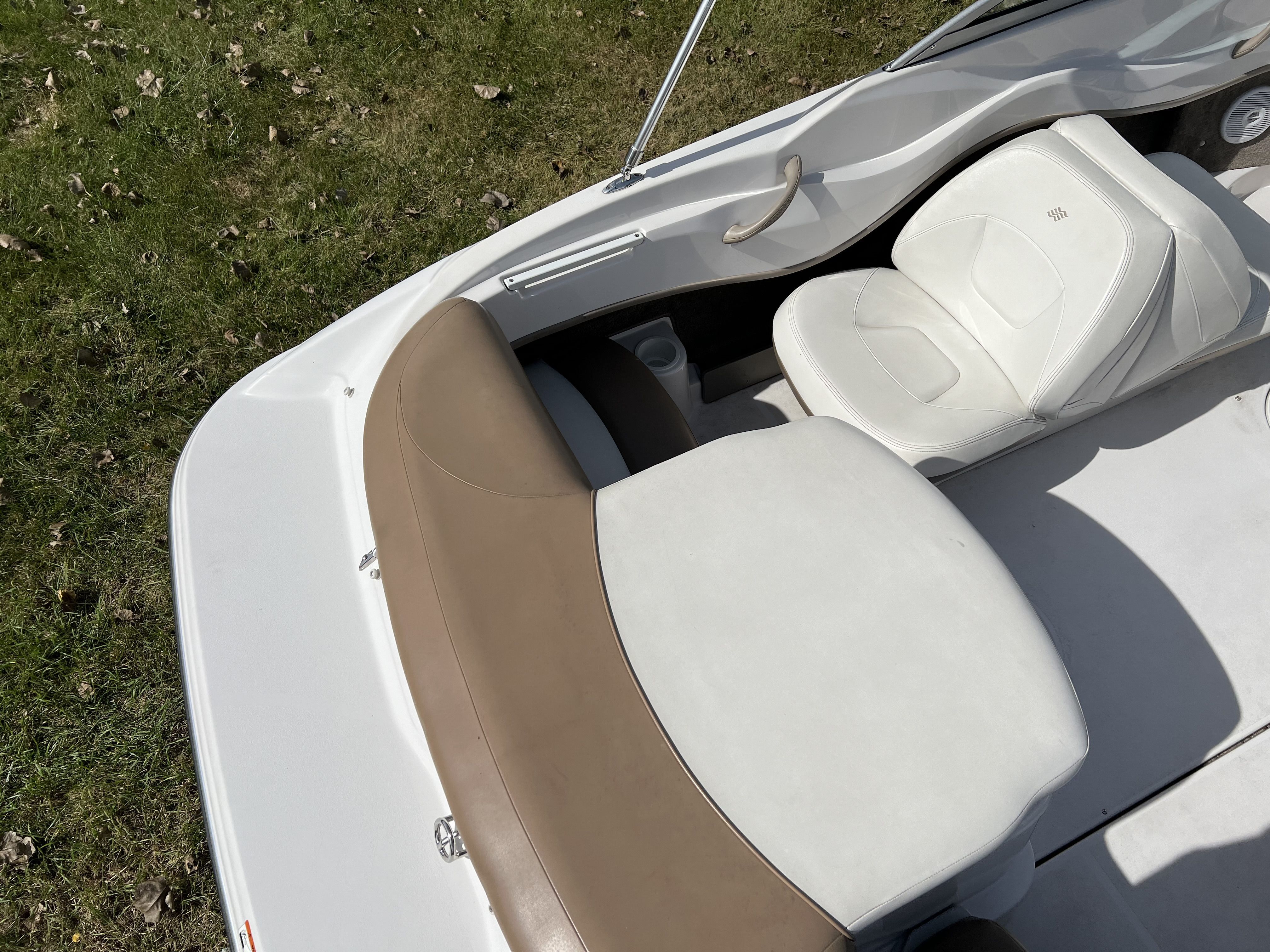 2007 Four Winns 180 HORIZON Image Thumbnail #8