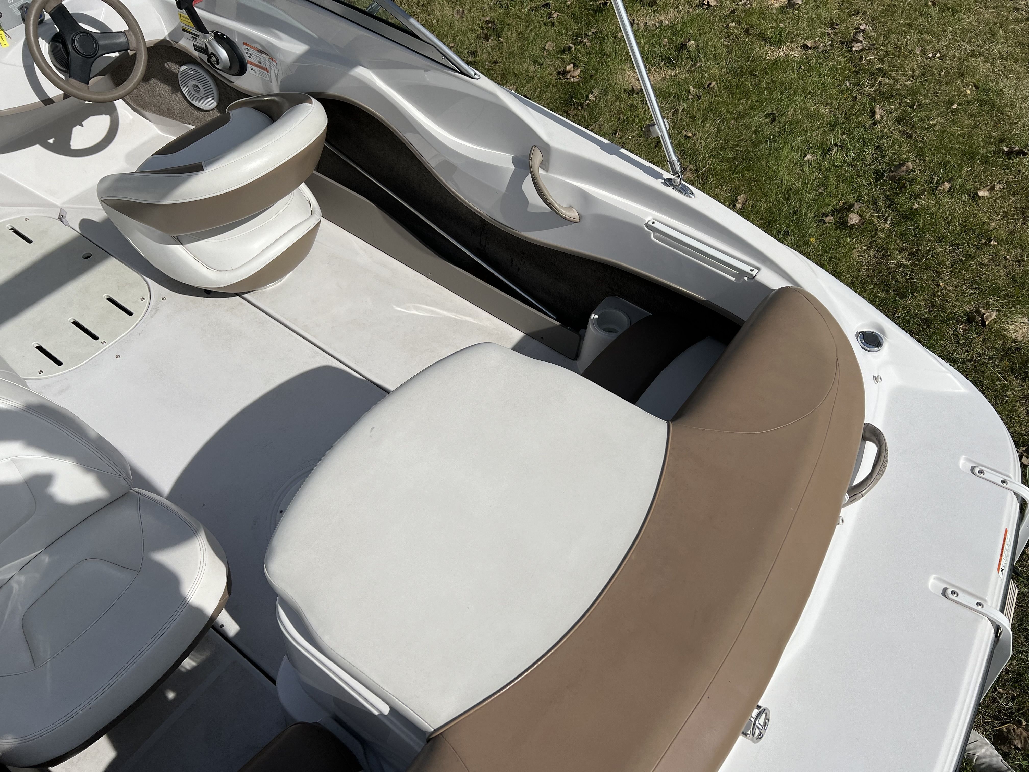 2007 Four Winns 180 HORIZON Image Thumbnail #9