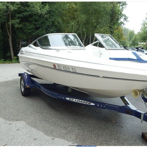 1999 Glastron 175SXLE Image Thumbnail #0