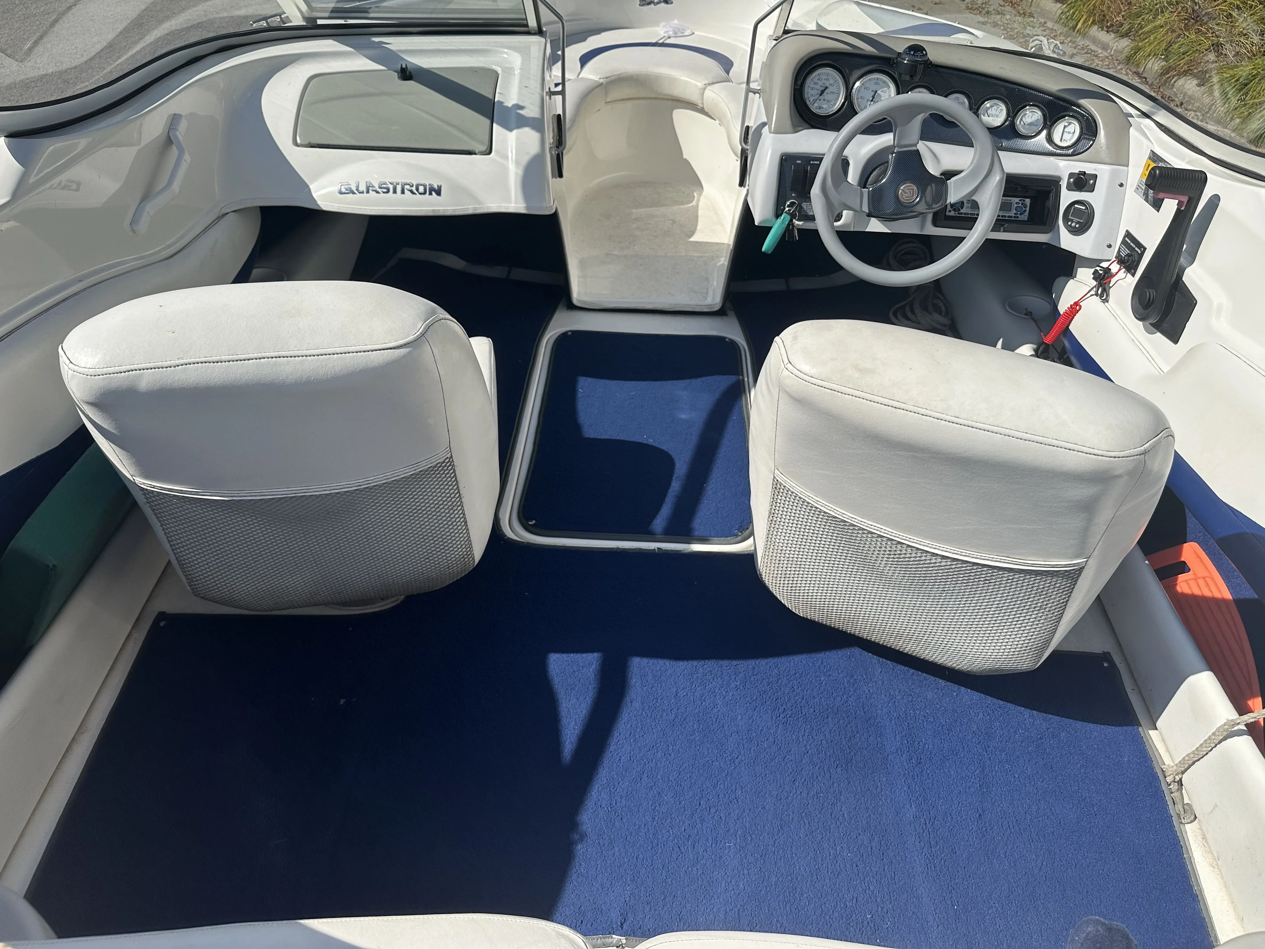 1999 Glastron 175SXLE Image Thumbnail #8