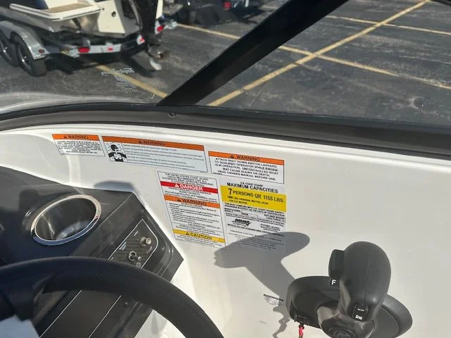 2021 Bayliner VR4 Bowrider I/O Image Thumbnail #7