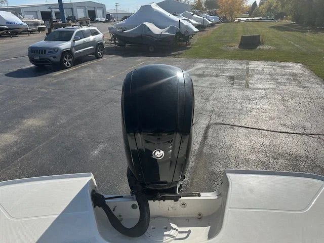 2021 Bayliner VR4 Bowrider I/O Image Thumbnail #14