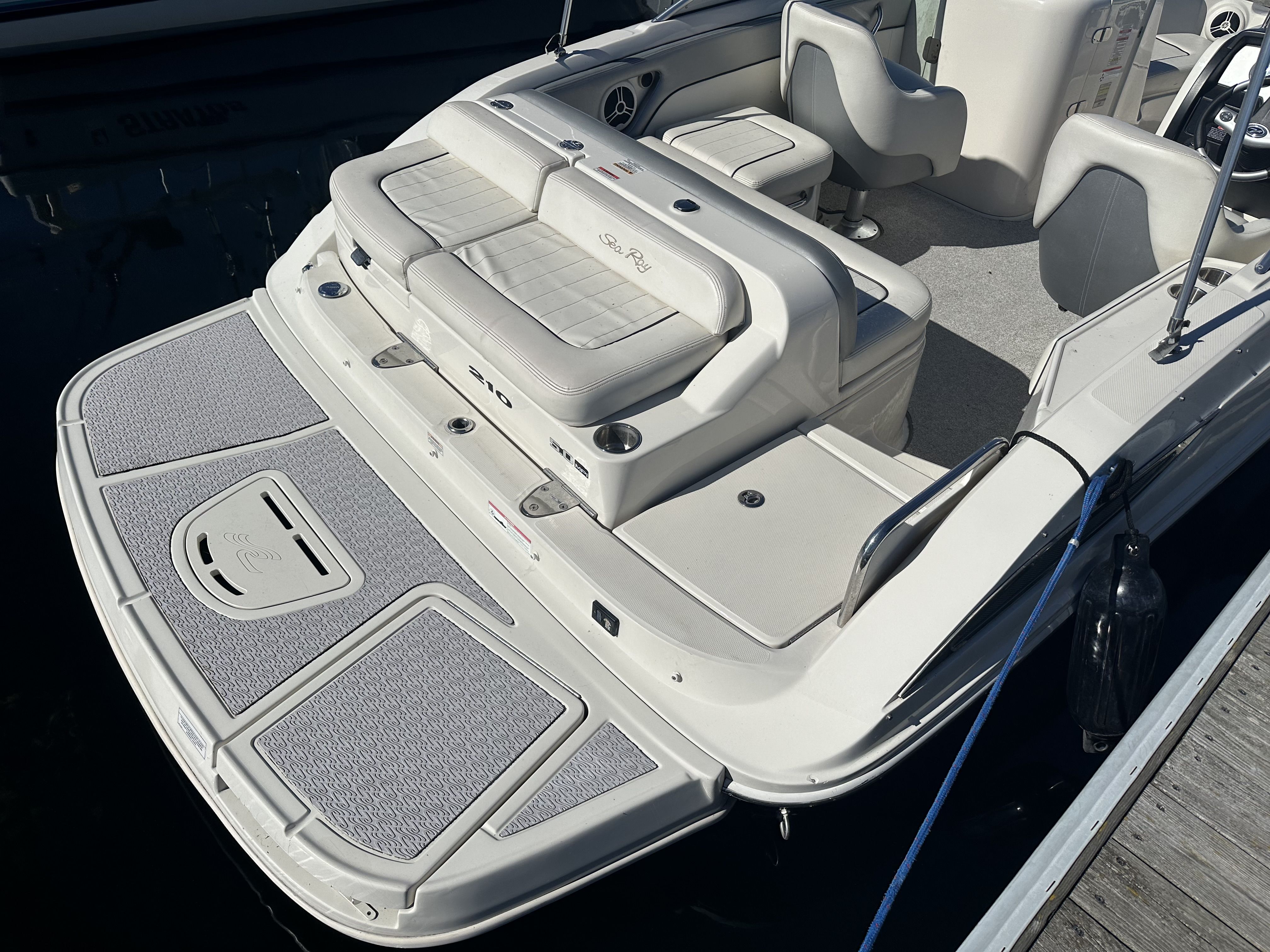 2008 Sea Ray 210 SUNDECK Image Thumbnail #6