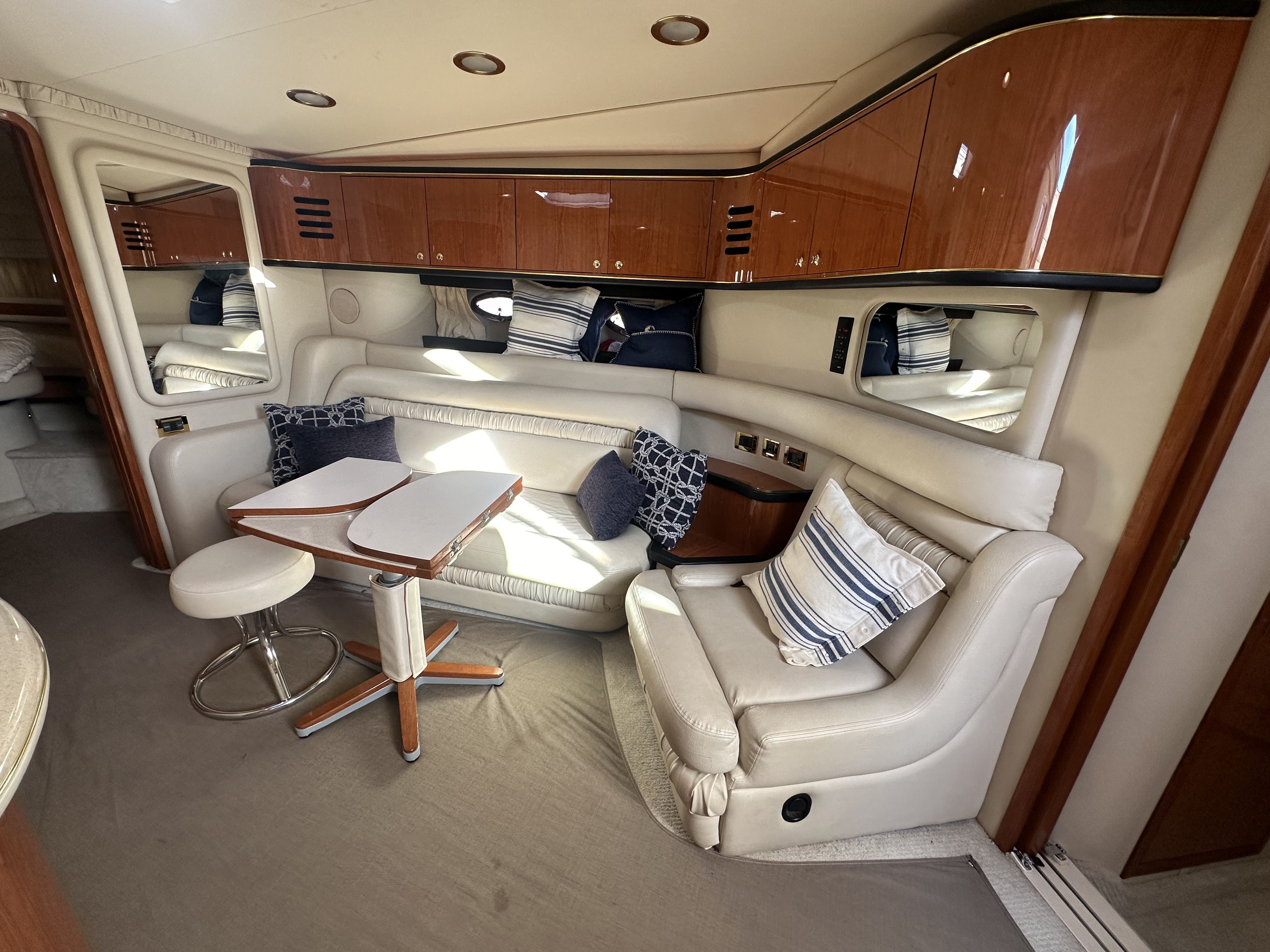 1999 Sea Ray
                                                             460 SUNDANCER Image Thumbnail #22