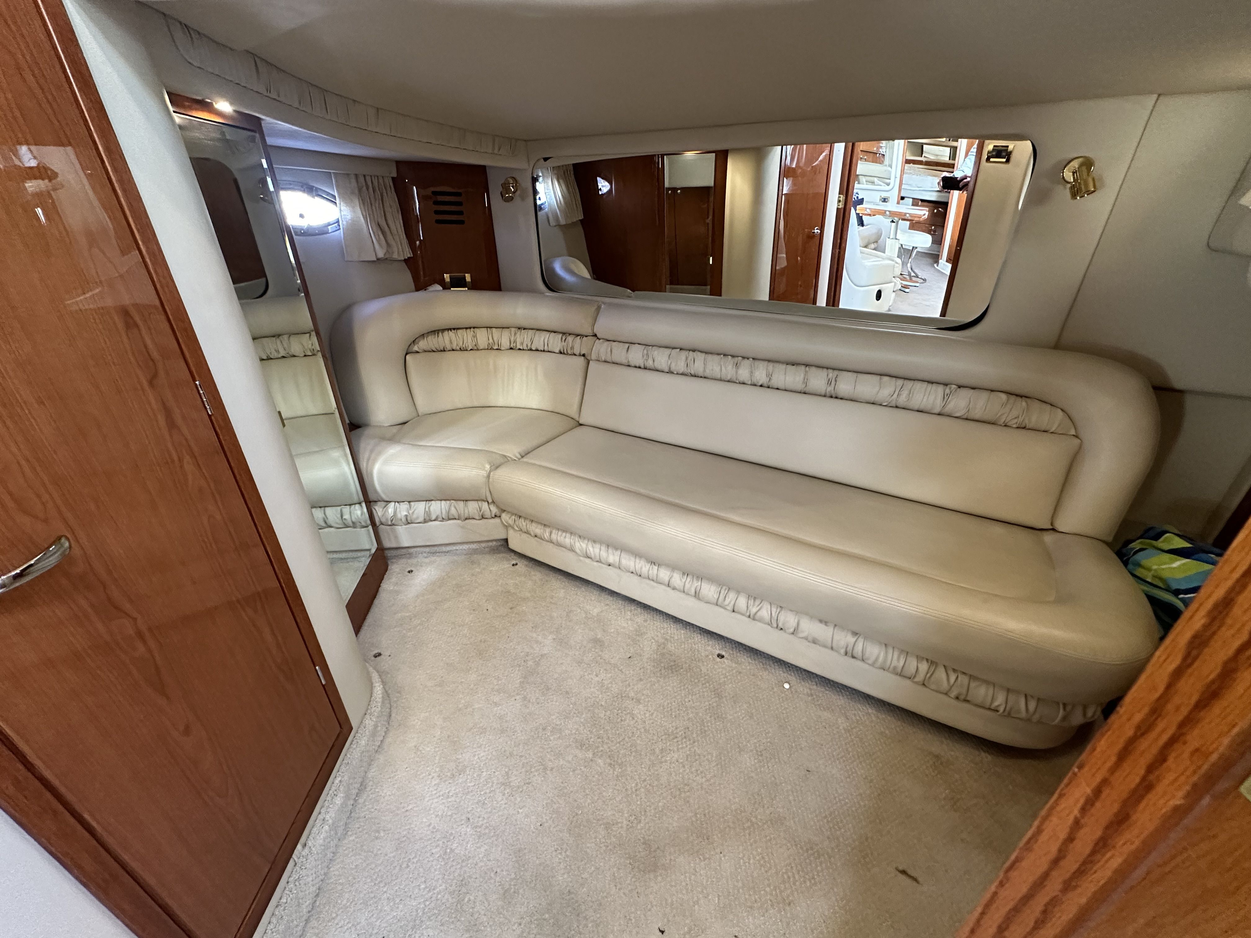 1999 Sea Ray
                                                             460 SUNDANCER Image Thumbnail #23