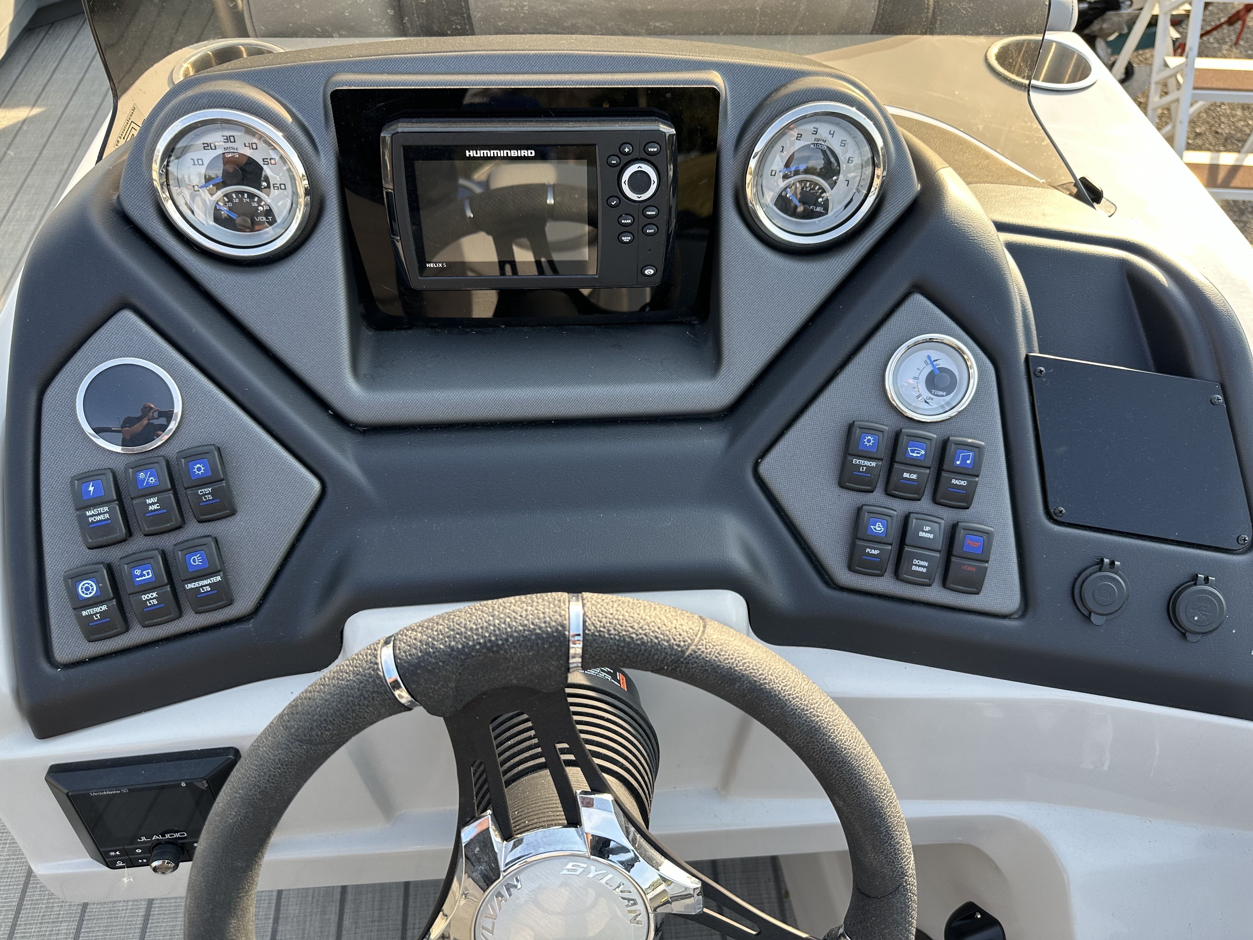 2022 Sylvan L3PF Image Thumbnail #10