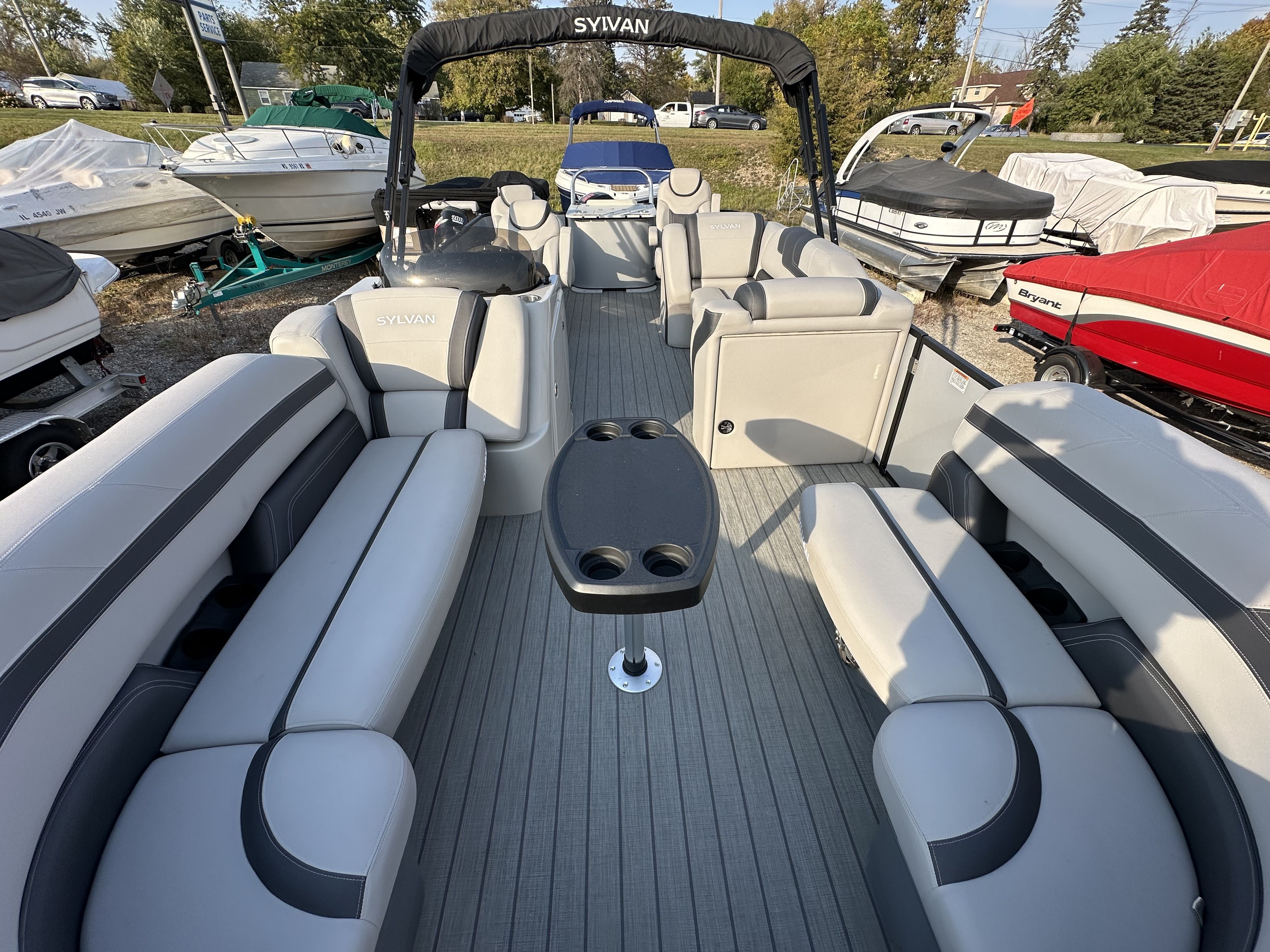 Thumbnail 4 for 2022 Sylvan L3PF