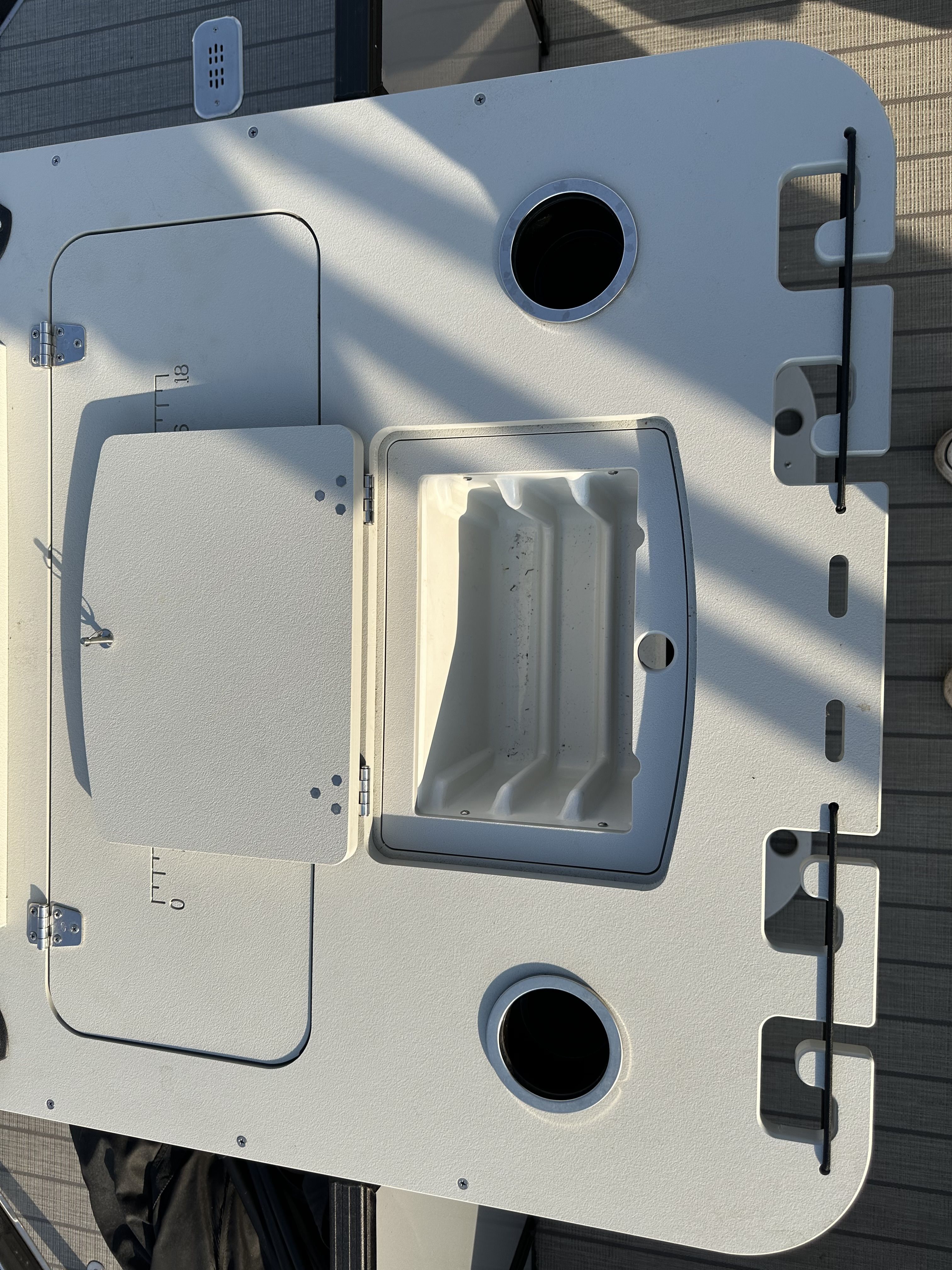 2022 Sylvan L3PF Image Thumbnail #17