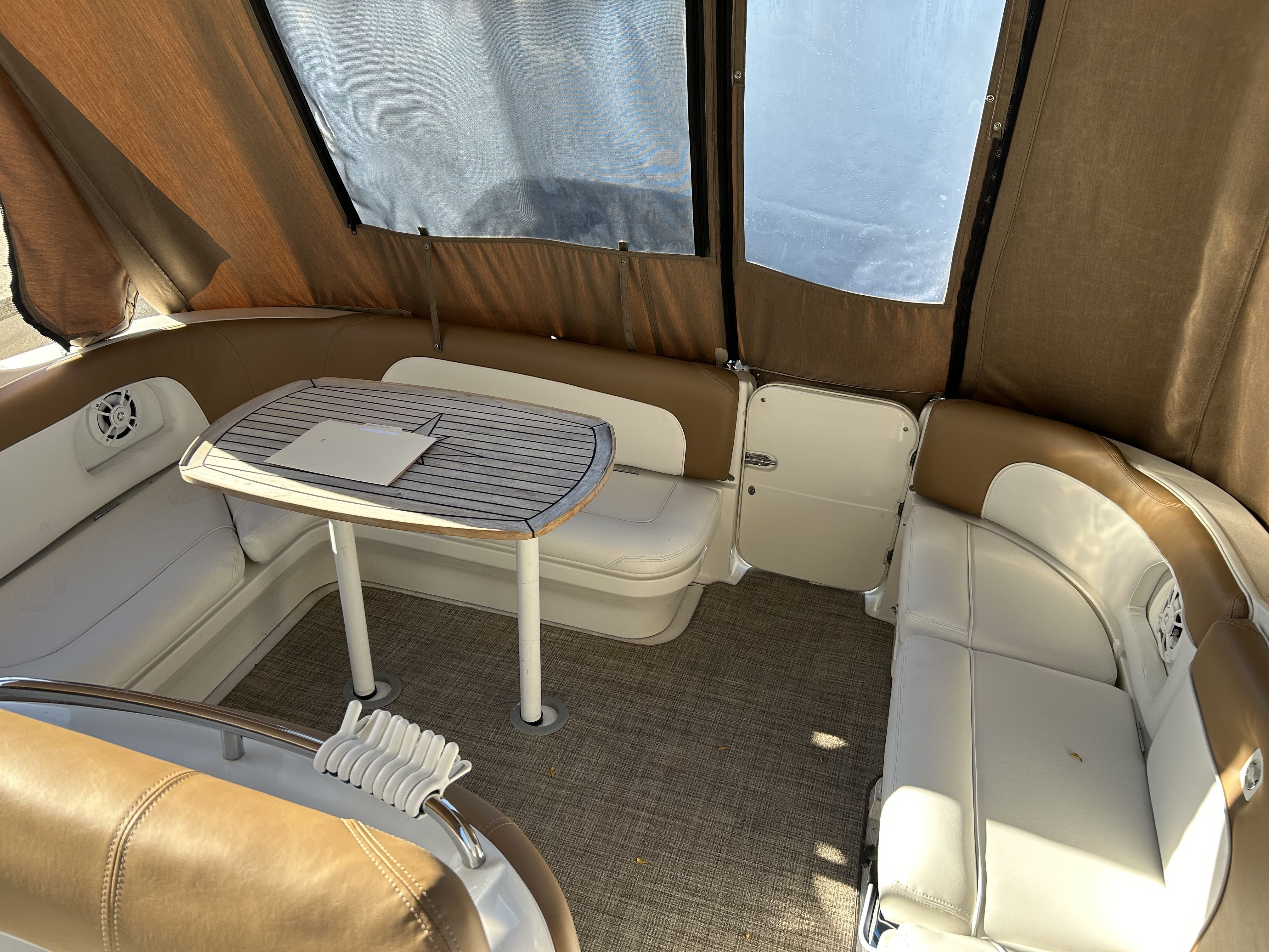 2000 Chris-Craft 320EXPRESS Image Thumbnail #6